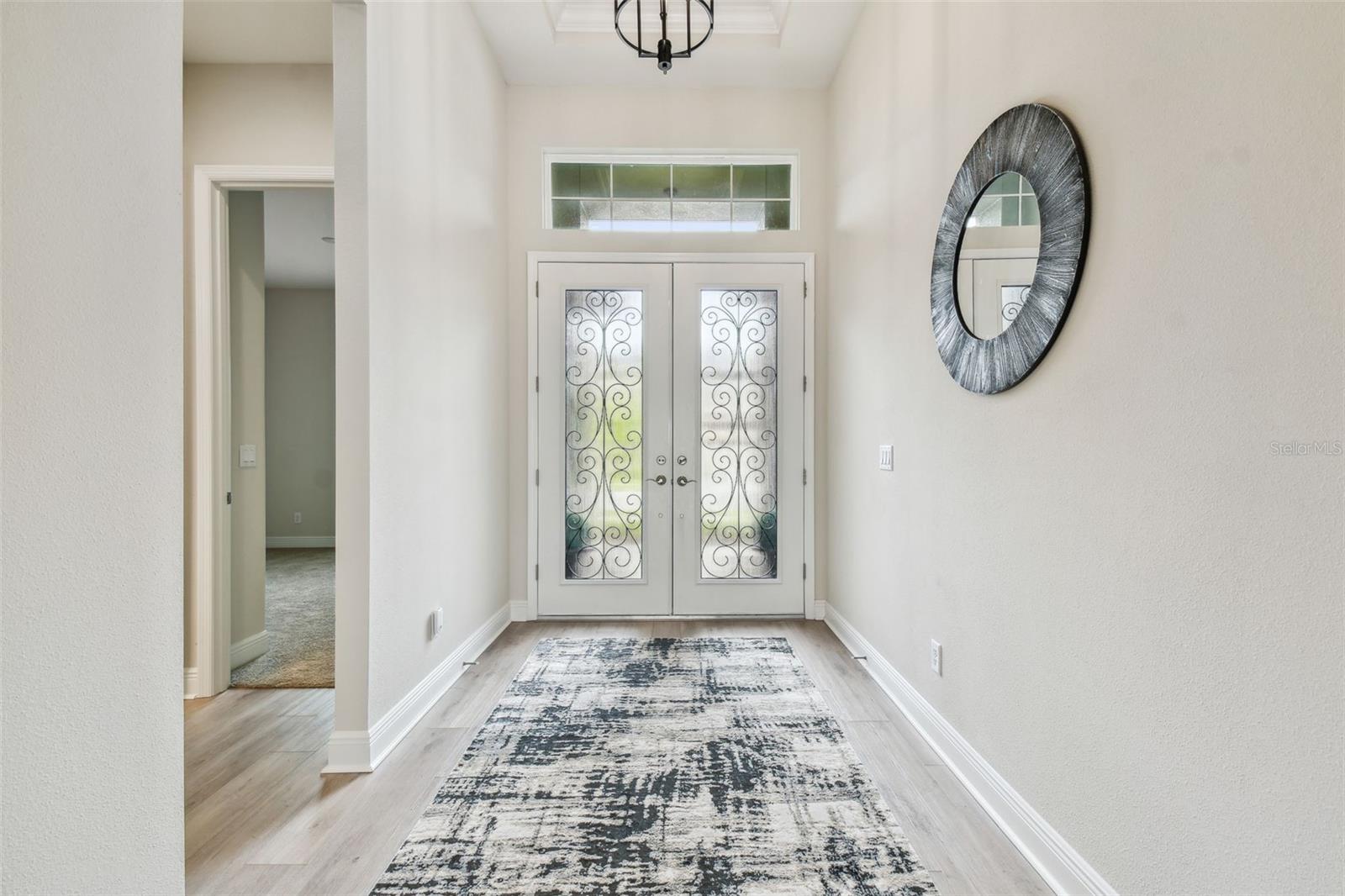 11146 RUSTIC TIMBER LOOP