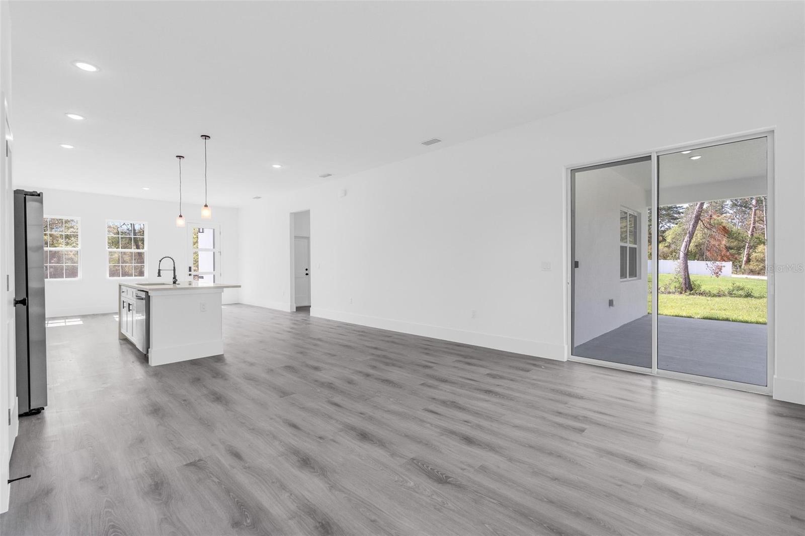 MARION OAKS UN 04 - Residential