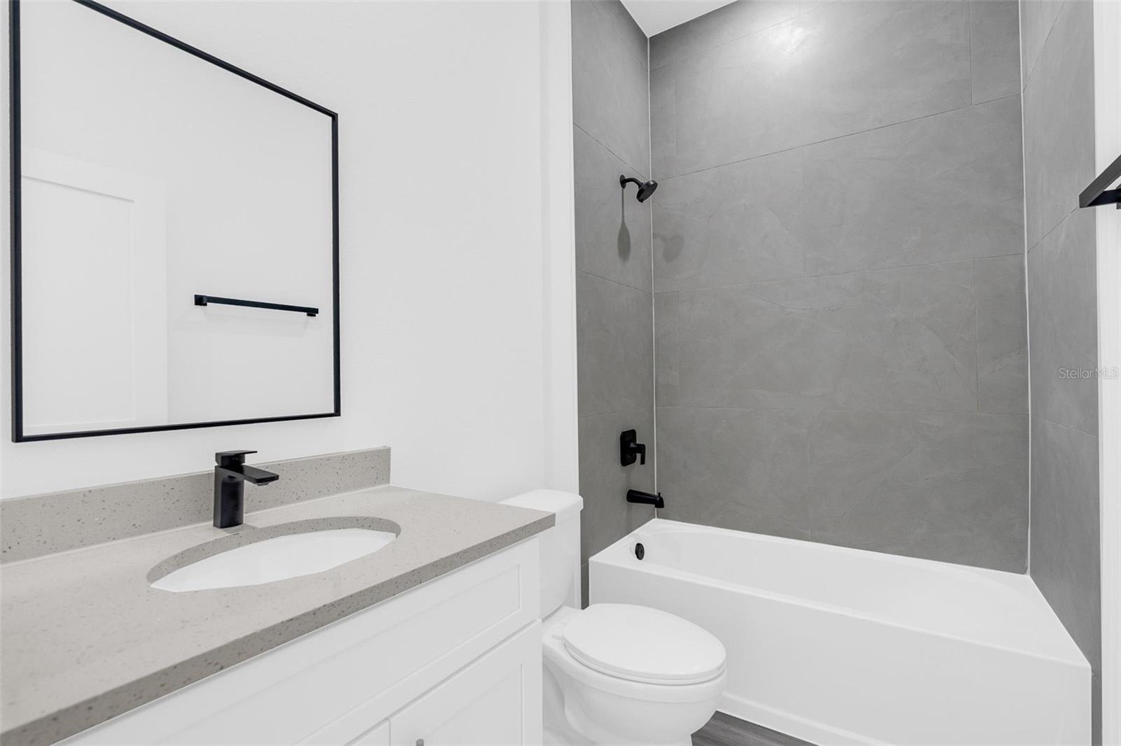 MARION OAKS UN 04 - Residential