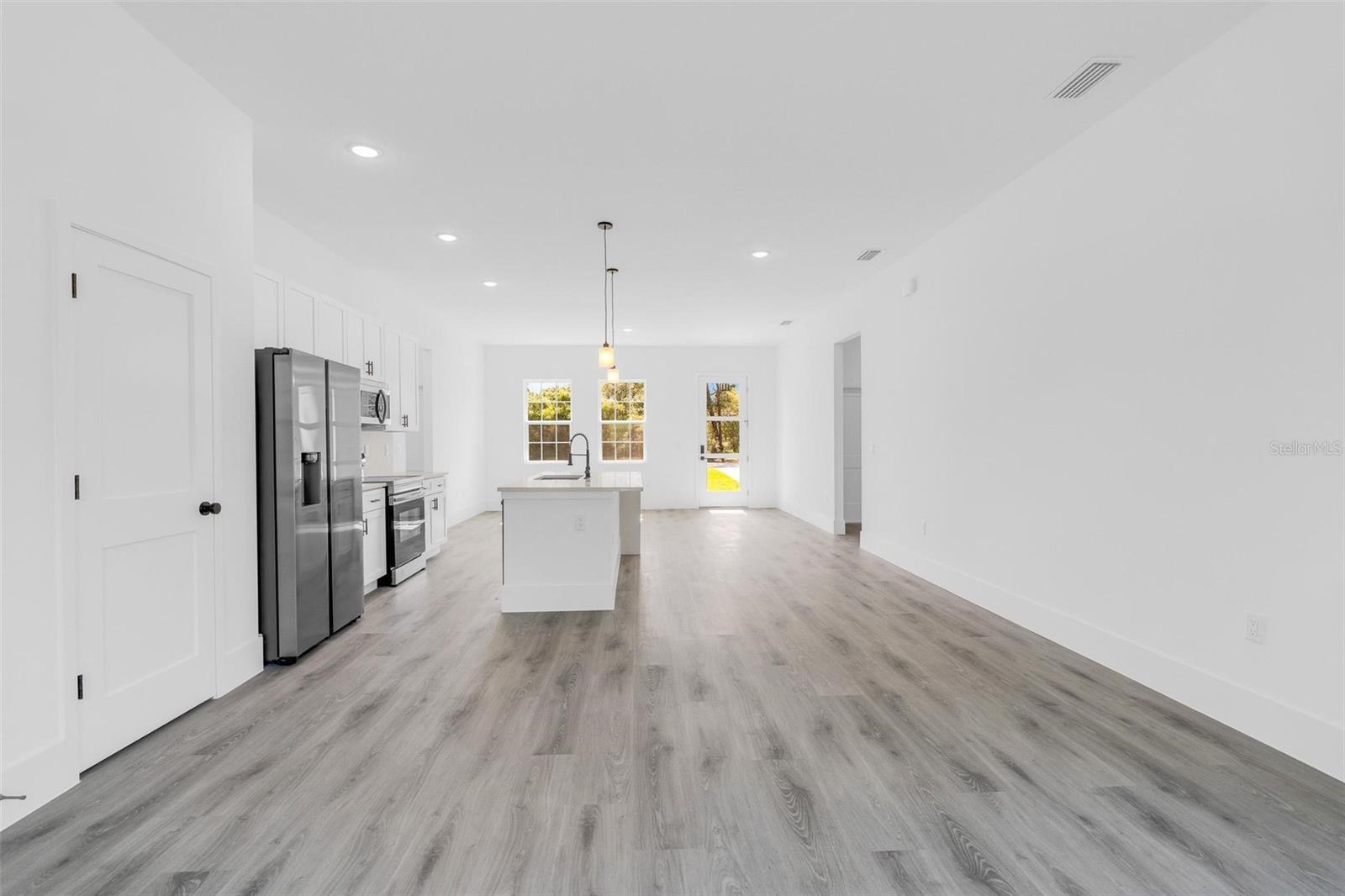 MARION OAKS UN 04 - Residential