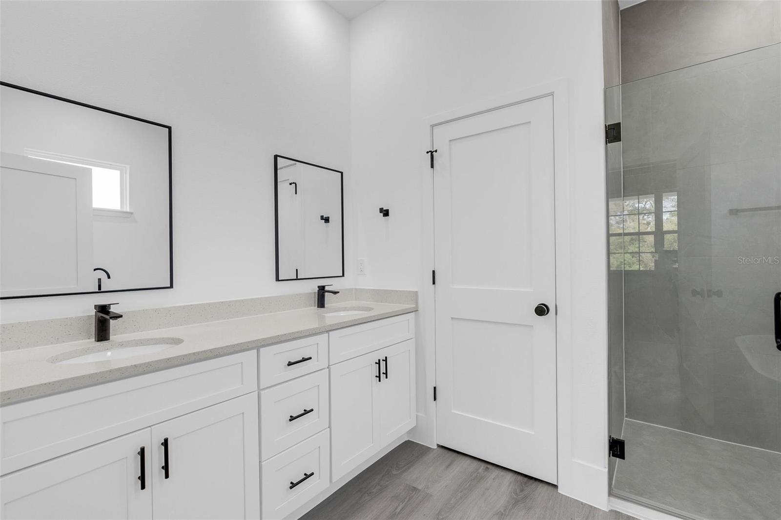 MARION OAKS UN 04 - Residential