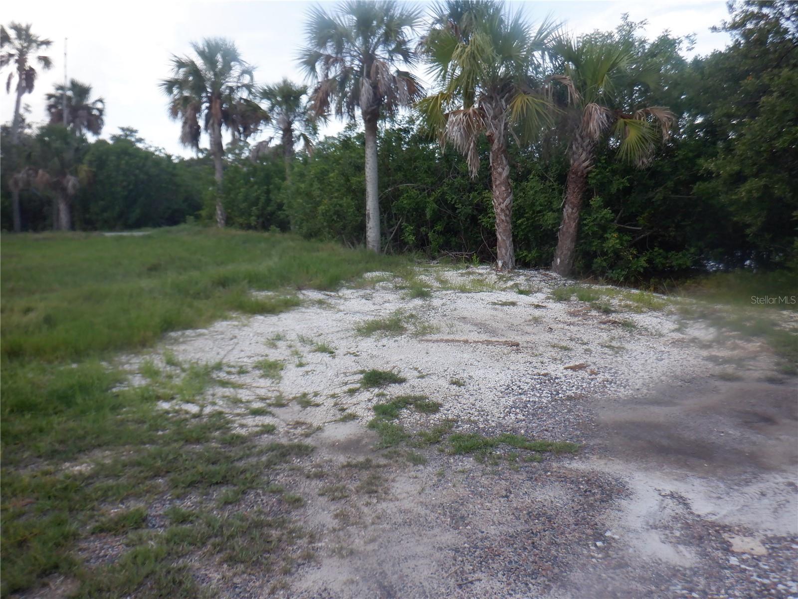 TREASURE COVE - Land