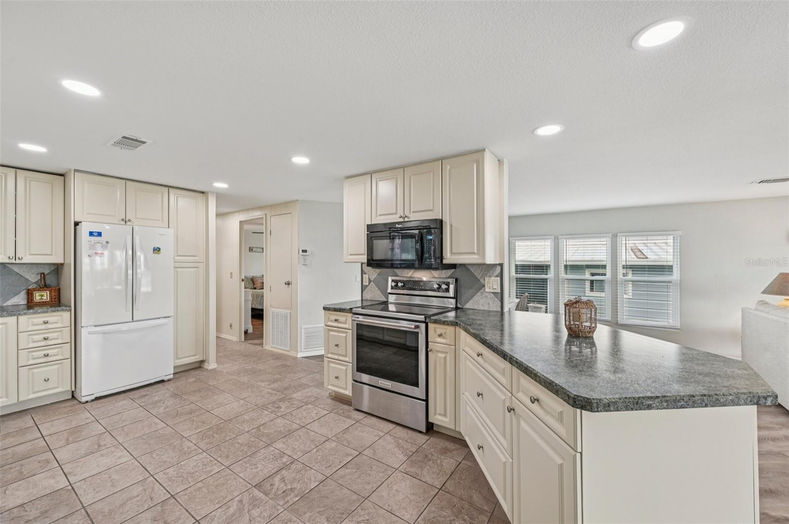 LAZY RIVER MHP - Residential