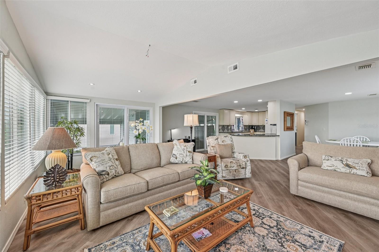 LAZY RIVER MHP - Residential