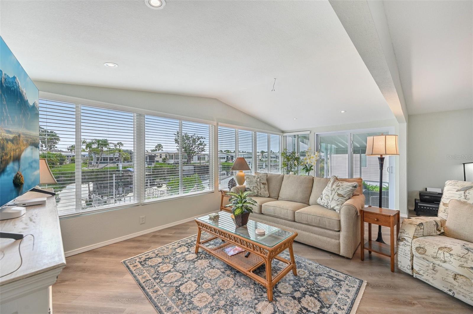 LAZY RIVER MHP - Residential