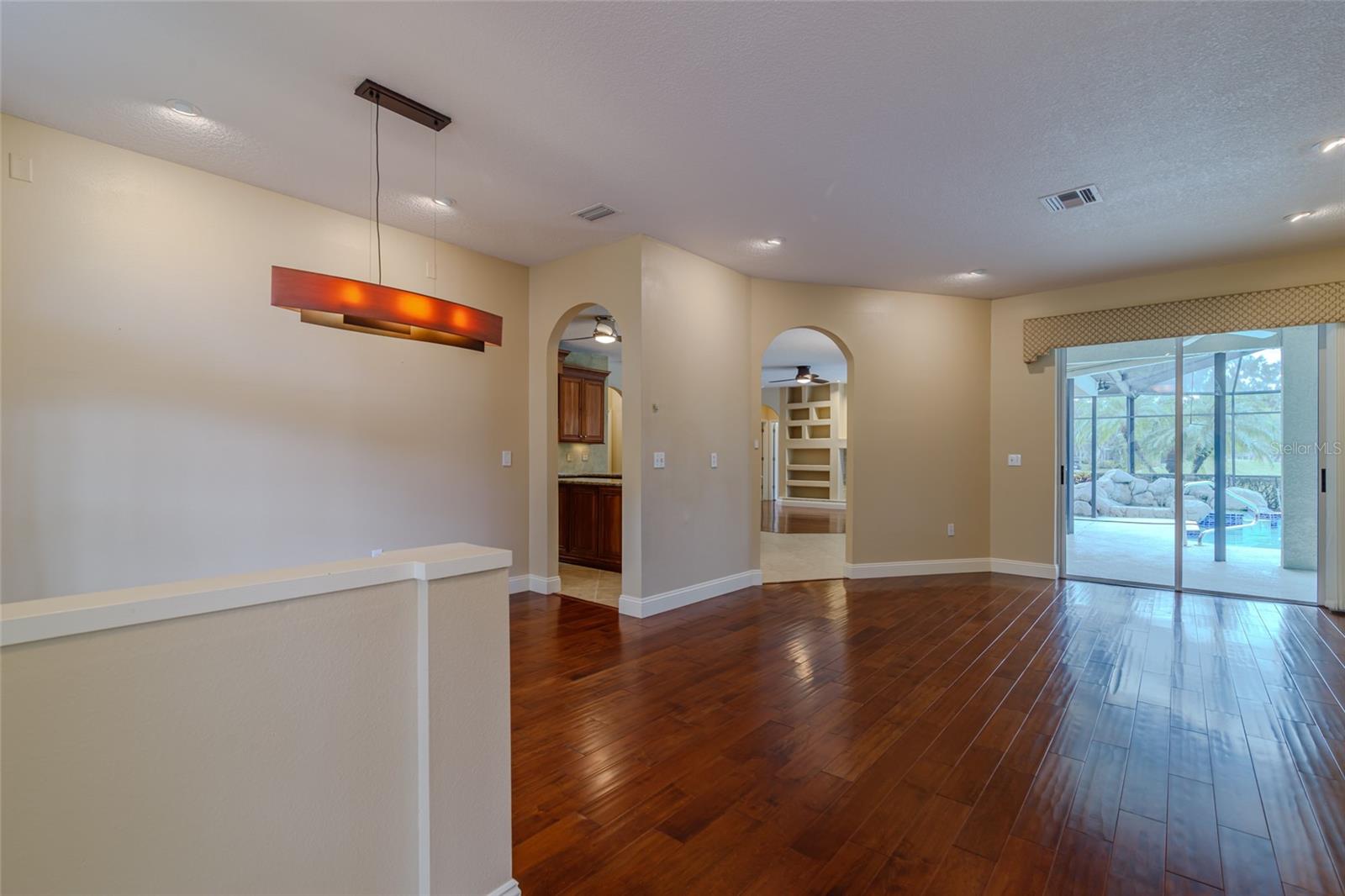 WORTHINGTON - Residential