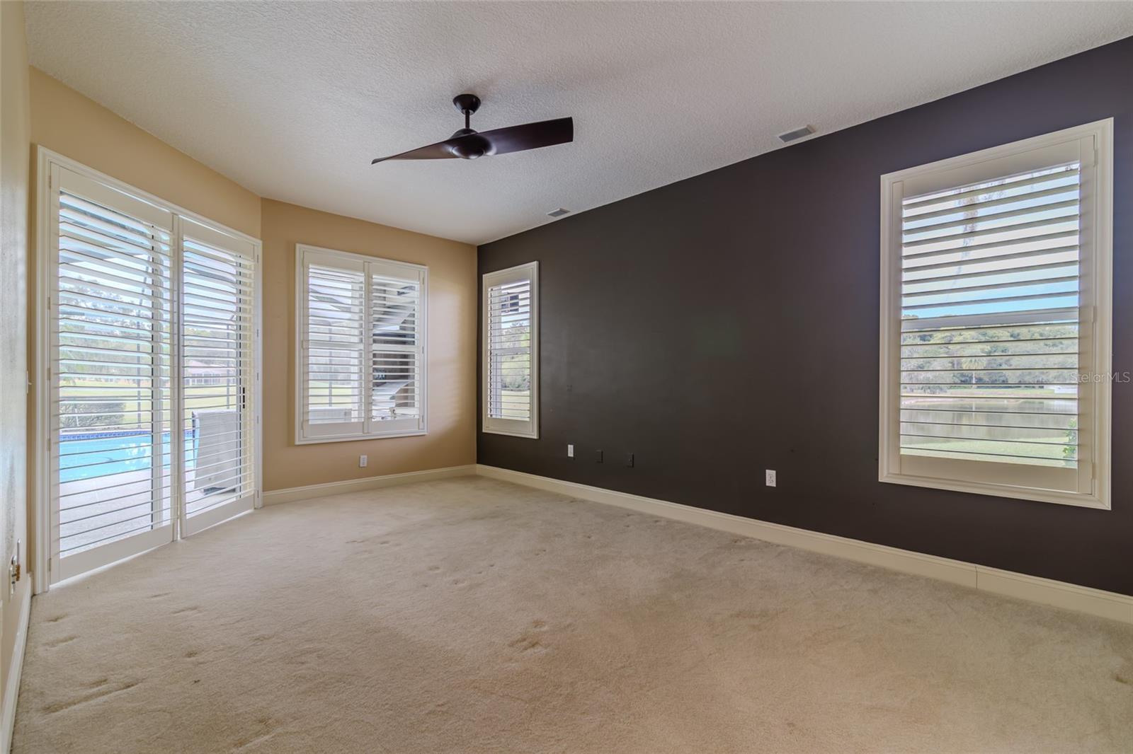 WORTHINGTON - Residential