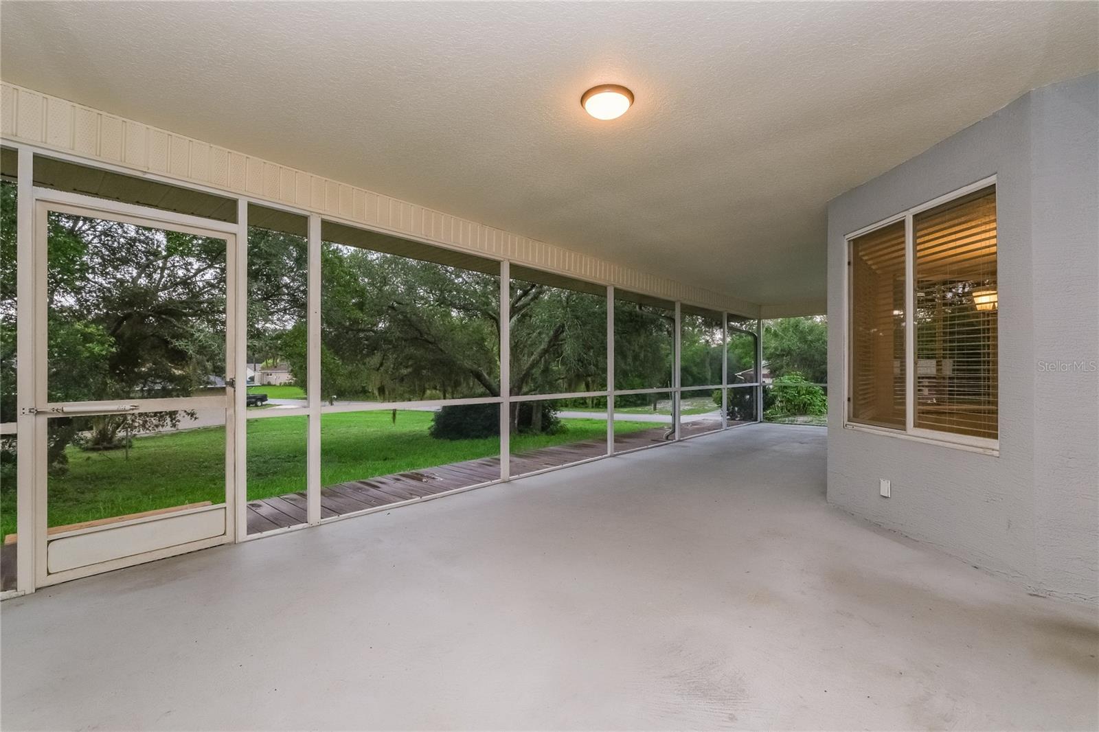 SPRING HILL UNIT 22 - Residential Lease