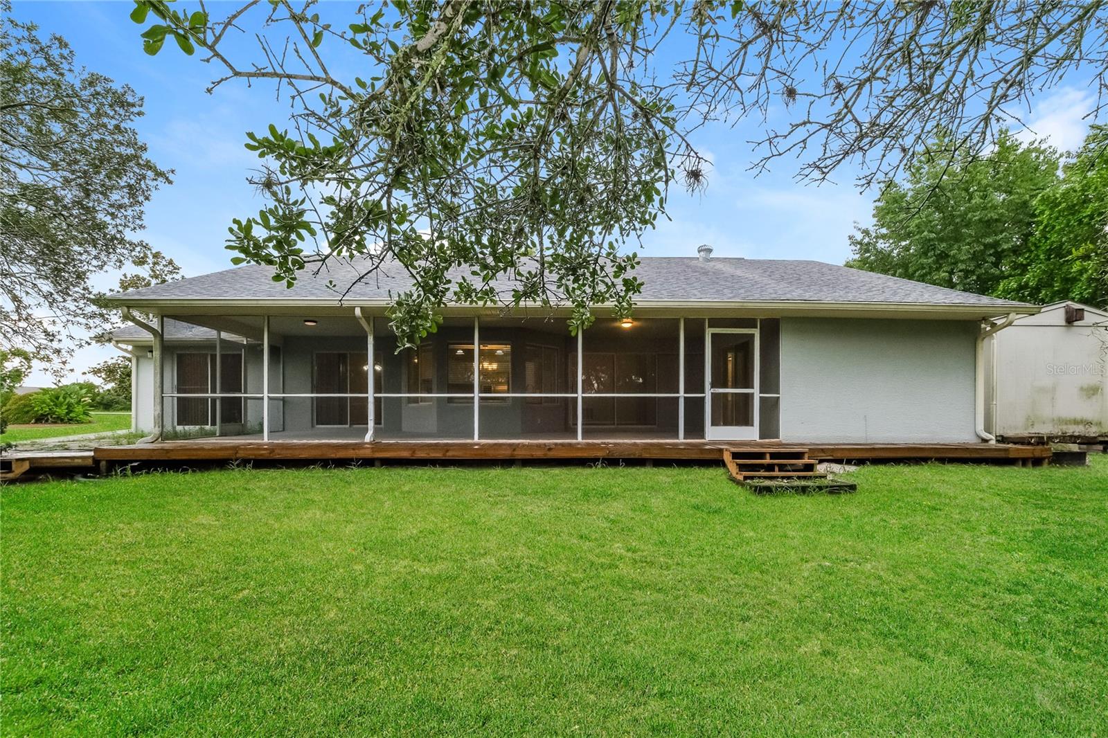 SPRING HILL UNIT 22 - Residential Lease