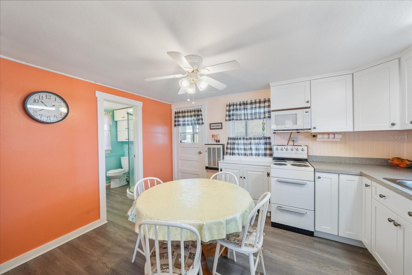 PINECRAFT - Residential