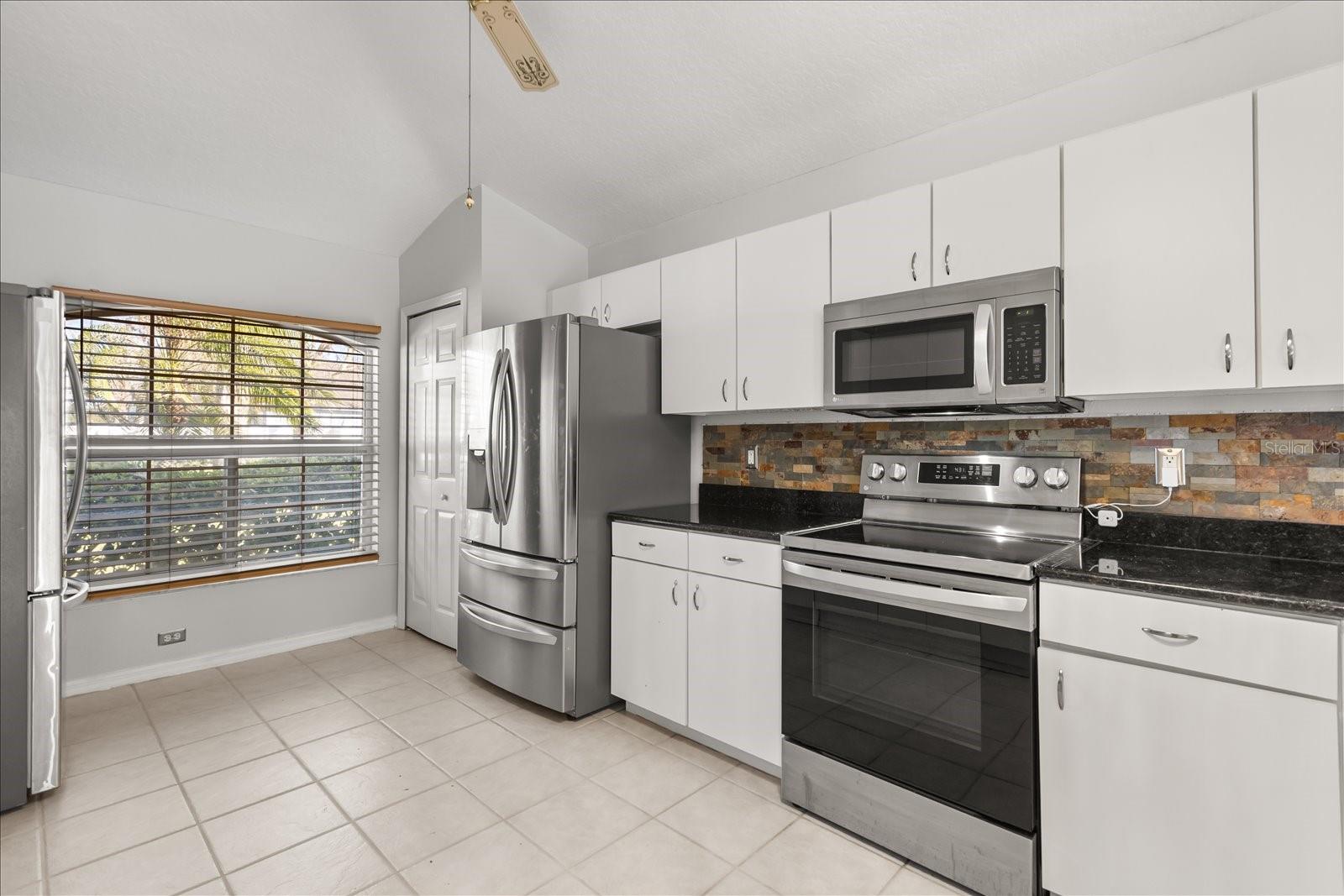 WOODBRIDGE LAKES UNIT 2B - Residential