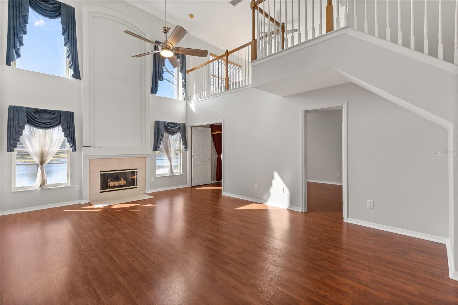 WOODBRIDGE LAKES UNIT 2B - Residential