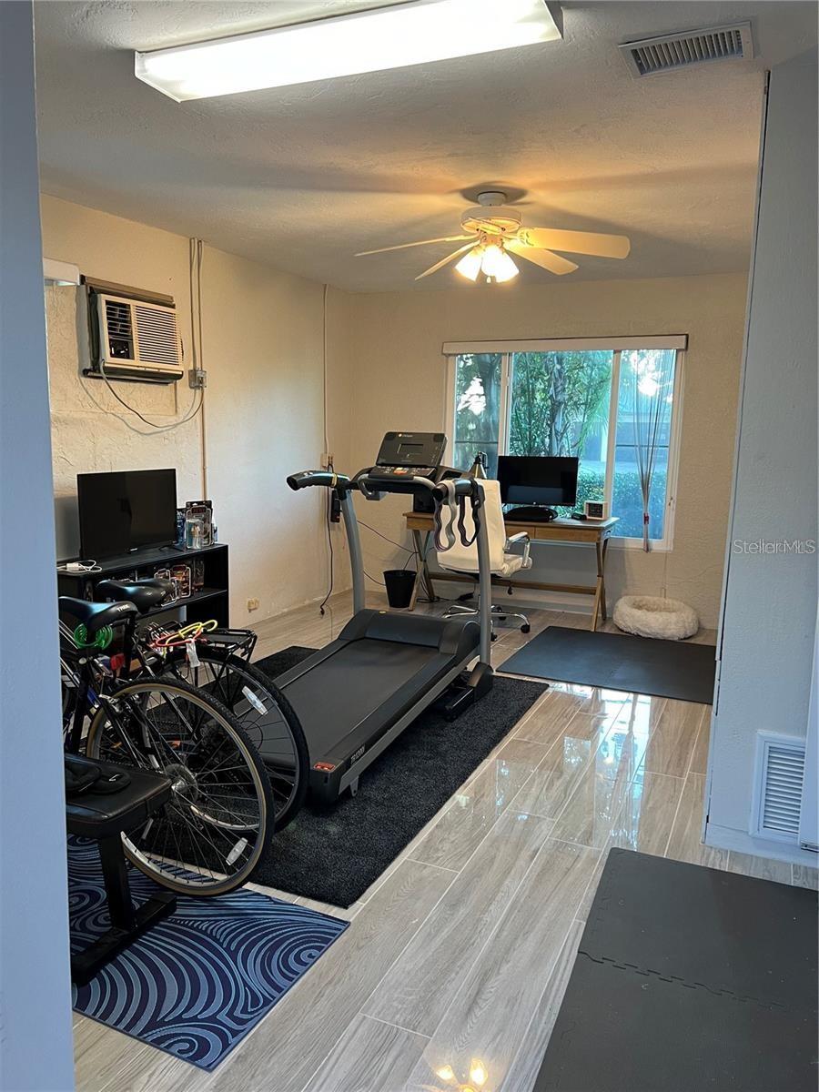 VINA-DEL-MAR SEC 2 ADD - Residential Lease