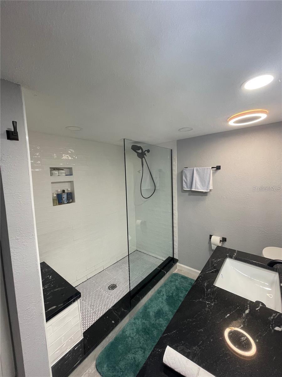 VINA-DEL-MAR SEC 2 ADD - Residential Lease