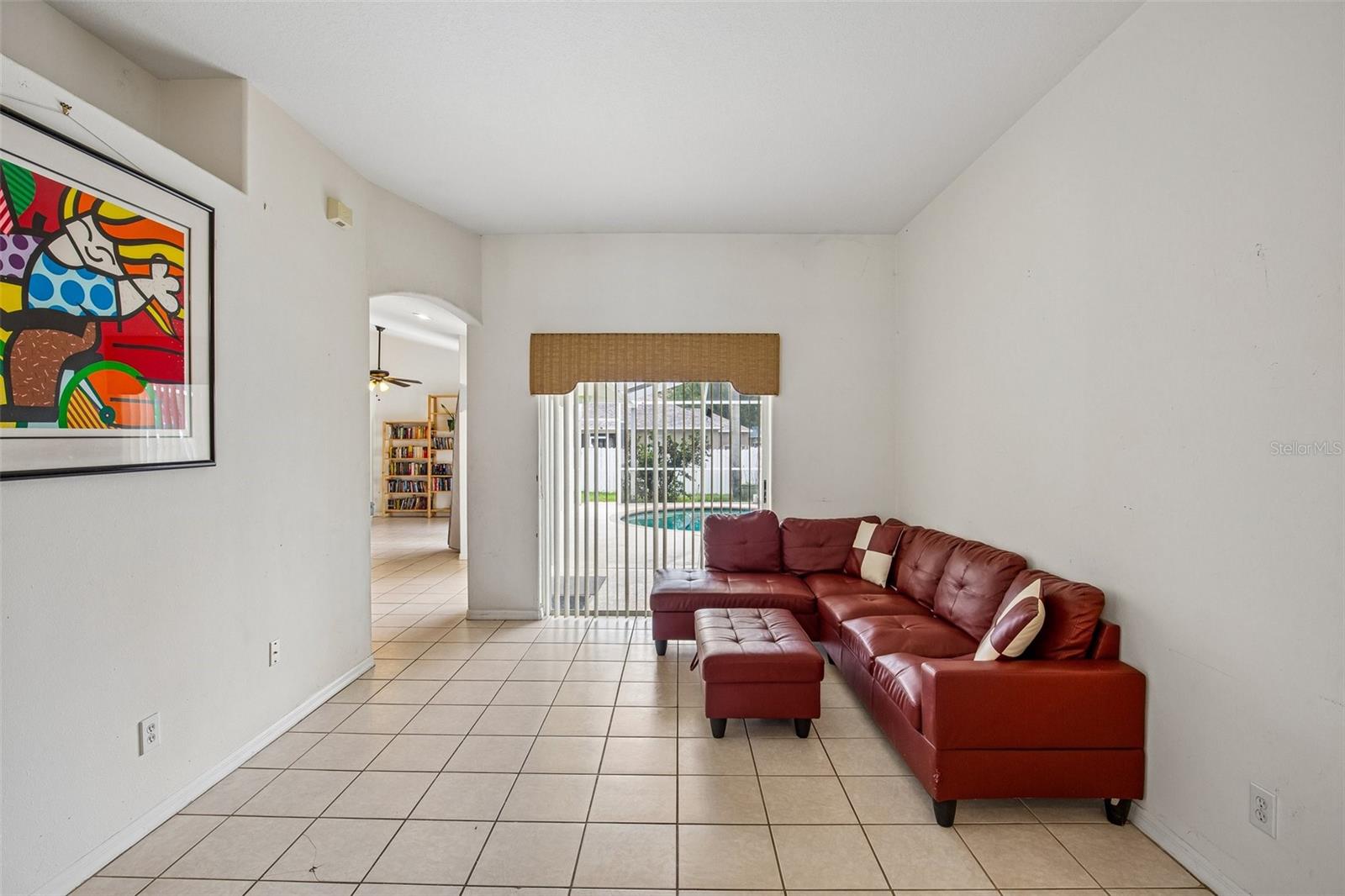 2302 TOWERING OAKS CIRCLE