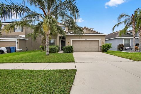 Photo of 8435 Hunters Fork Loop, Ruskin, FL 33573 (MLS # TB8415930)