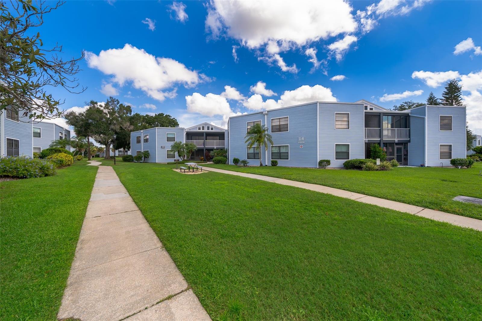 This is a must-see. Cutest condo in the Beautiful Golf Gated Community! “Ventura Golf & Country Club.” Big Open Floor Plan with Large Great Room, Laminate Wood Flooring, painted, and Large glass-covered Porch. SS appliances, stacked washer/dryer in the unit -- outside also a large Coin Laundry center in each building. Water heater, AC Handler, and Compressor were installed 5 years ago--energy saving!!! 24 hr guarded and gated community. The community offers an excellent Golf Course, a clubhouse with a restaurant, a library, a fitness center, and even a store! There are several pools in the Community as well as playgrounds and tennis courts. Close to Major Highways, restaurants, supermarkets, OIA, & Schools. Excellent opportunity for investors, second-home seekers, or vacation-home business.