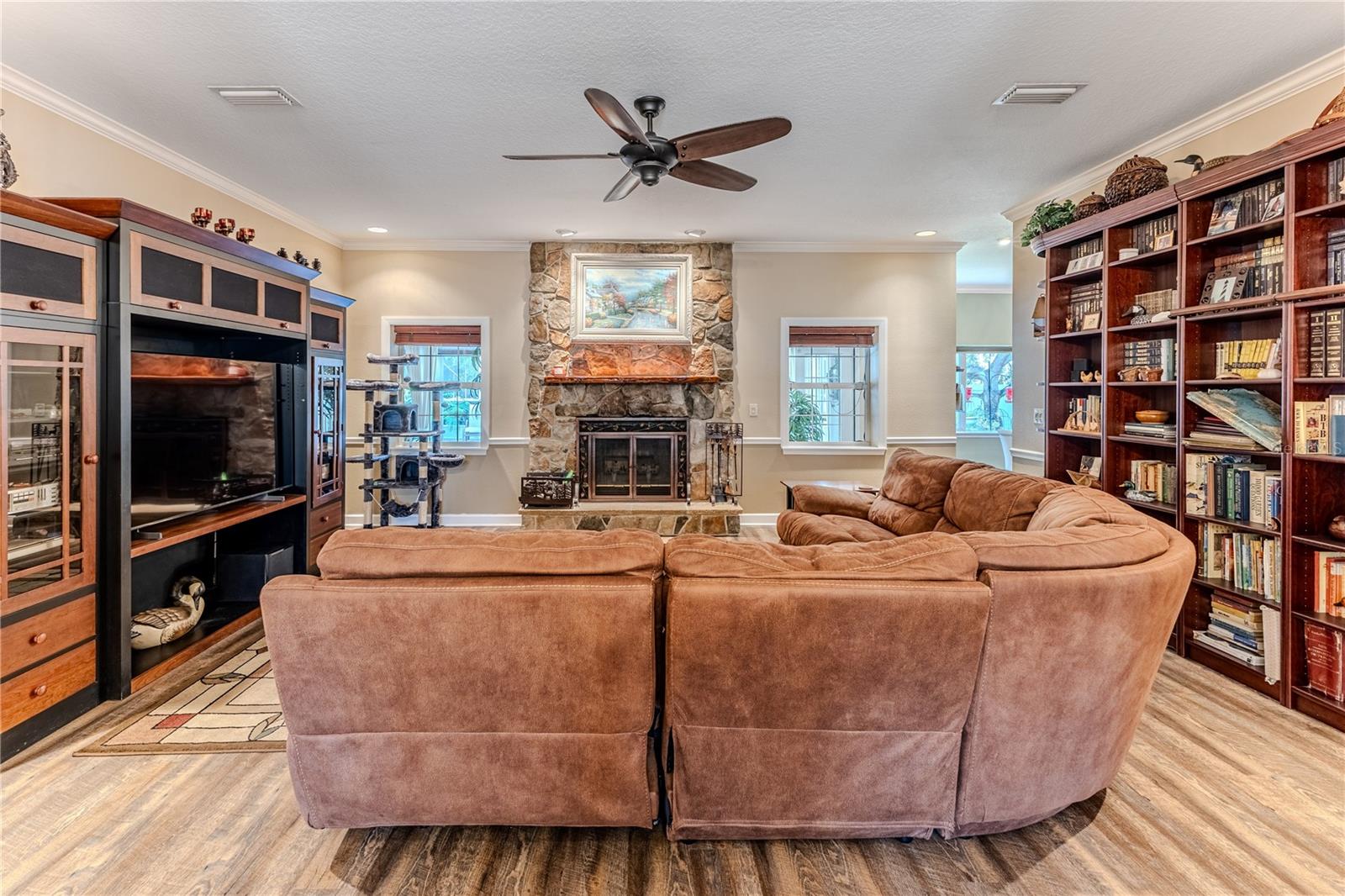 OAKWOOD ACRES DIV 2 - Residential