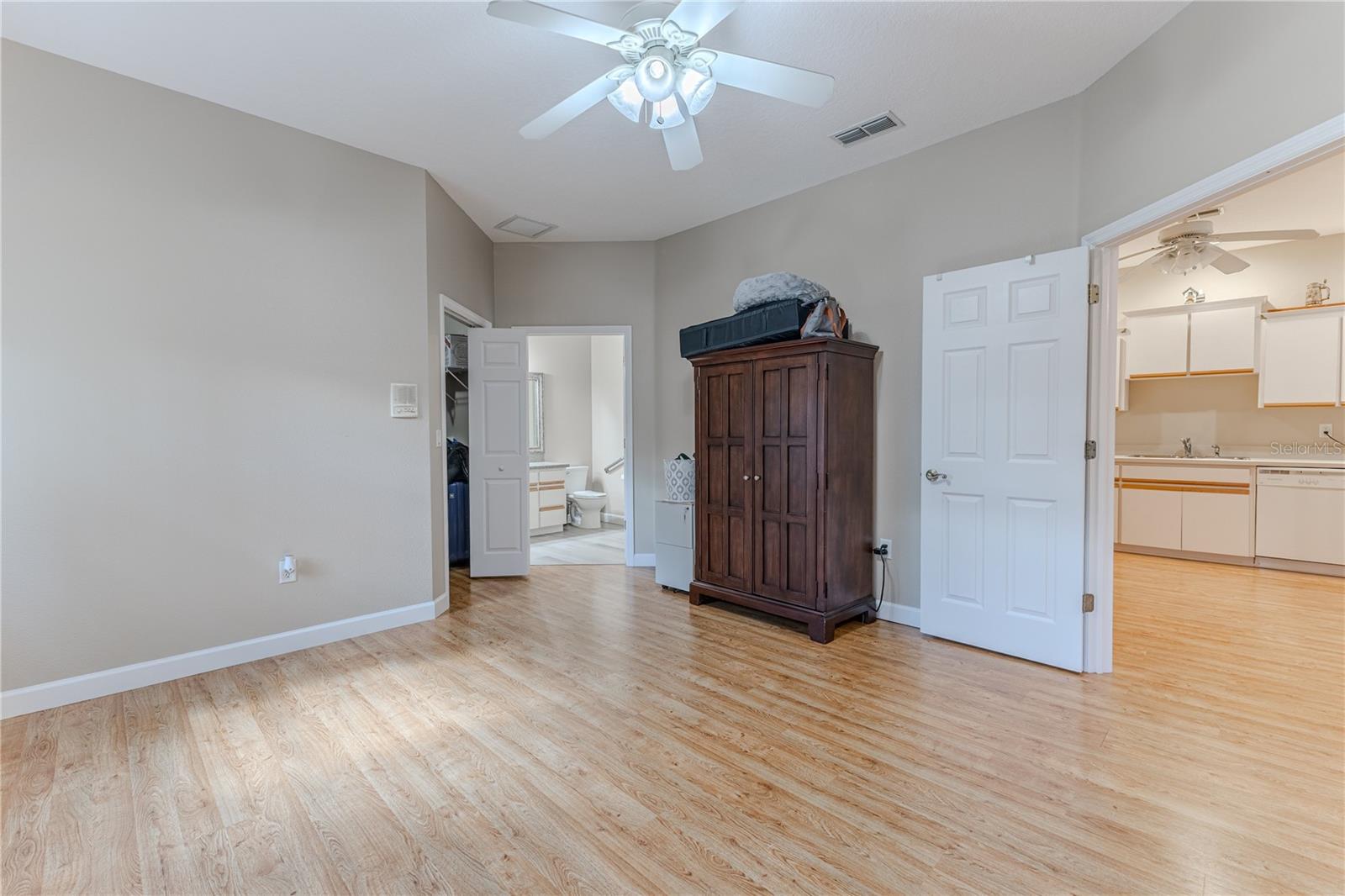 OAKWOOD ACRES DIV 2 - Residential