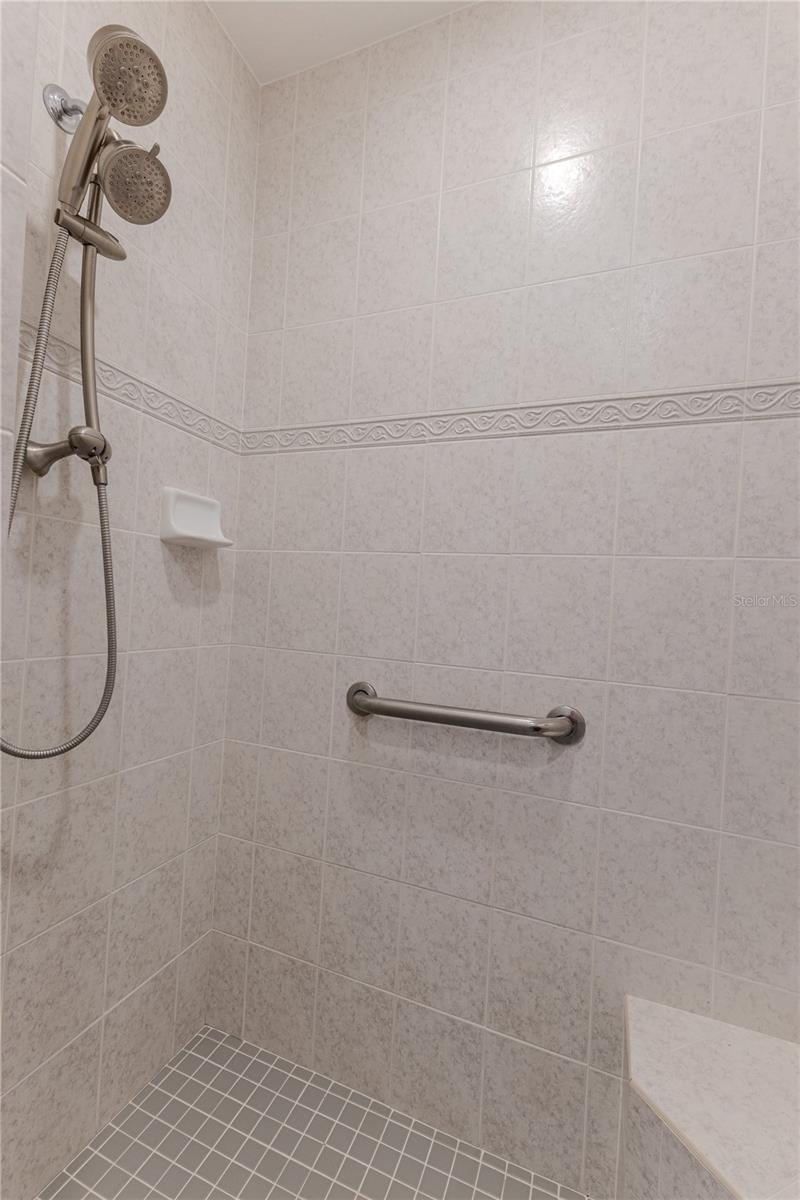 OAKWOOD ACRES DIV 2 - Residential