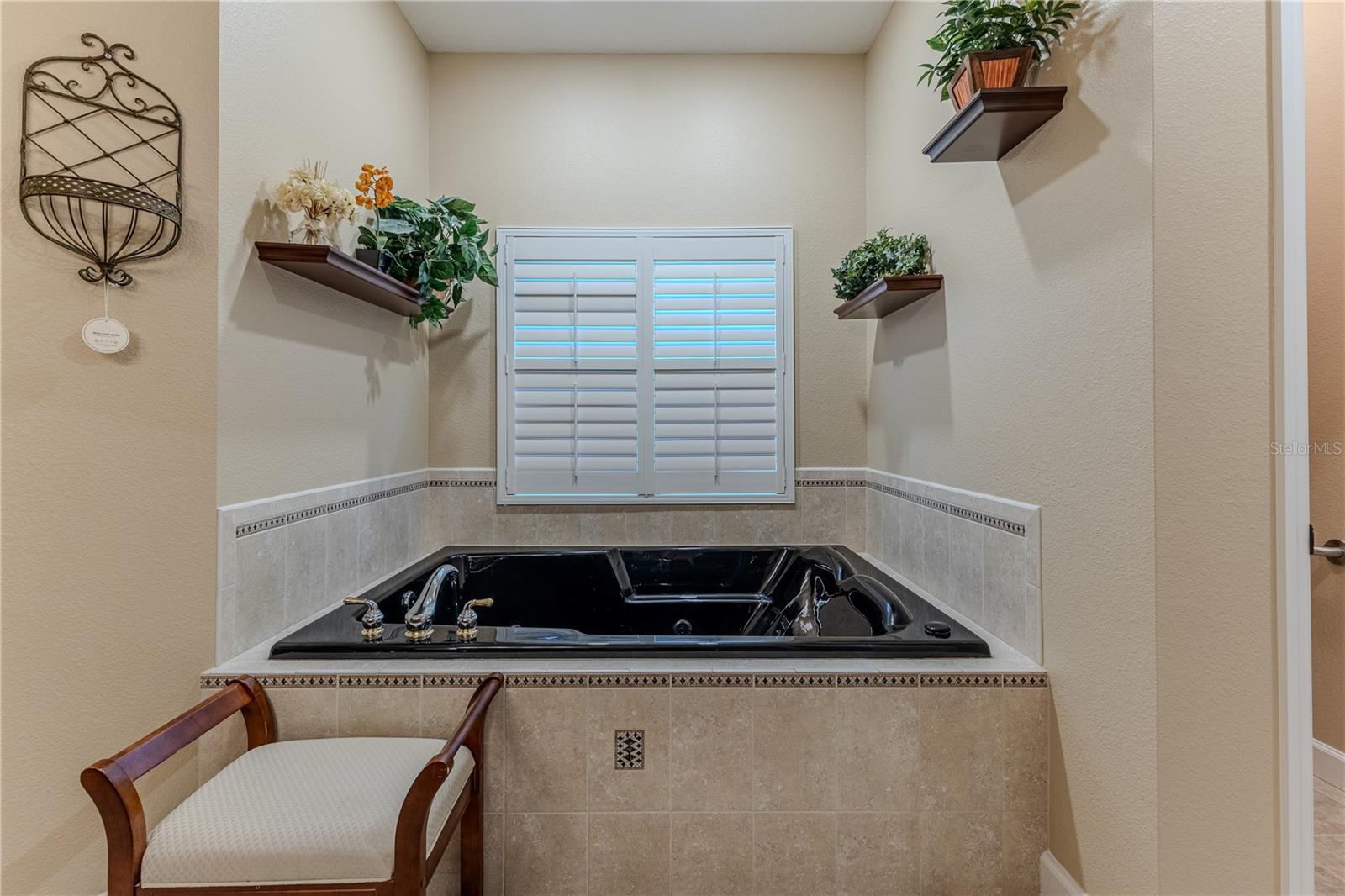 OAKWOOD ACRES DIV 2 - Residential