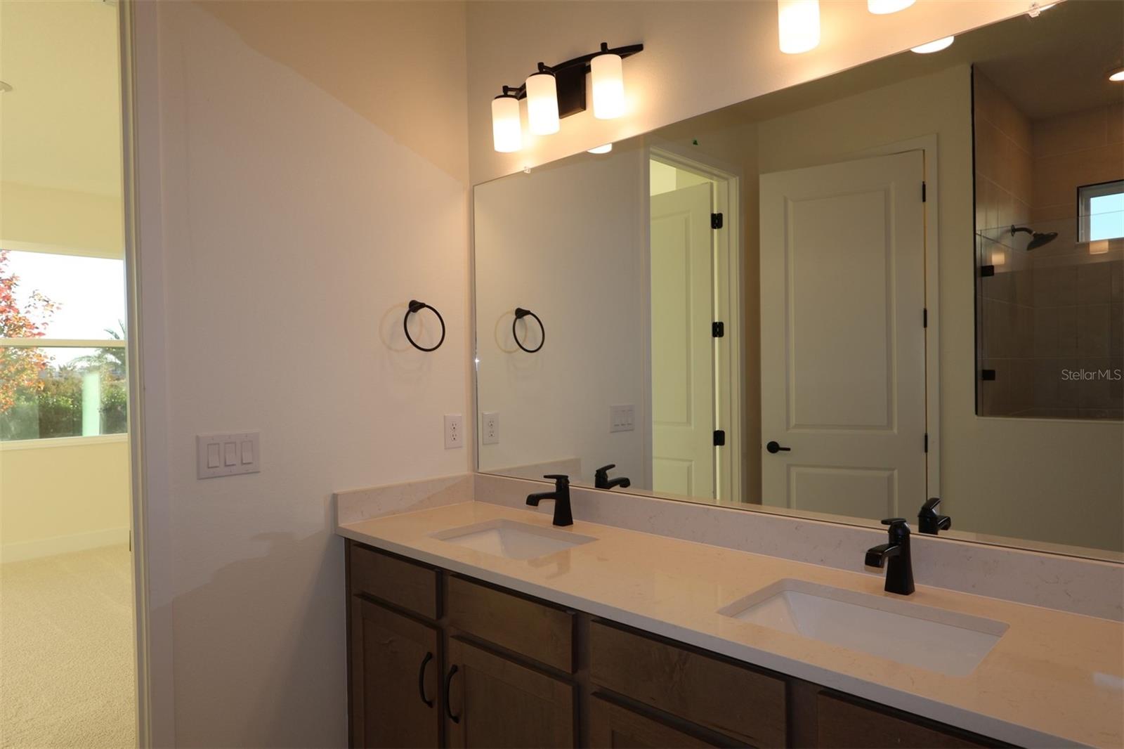 CHAPEL CROSSINGS - Residential