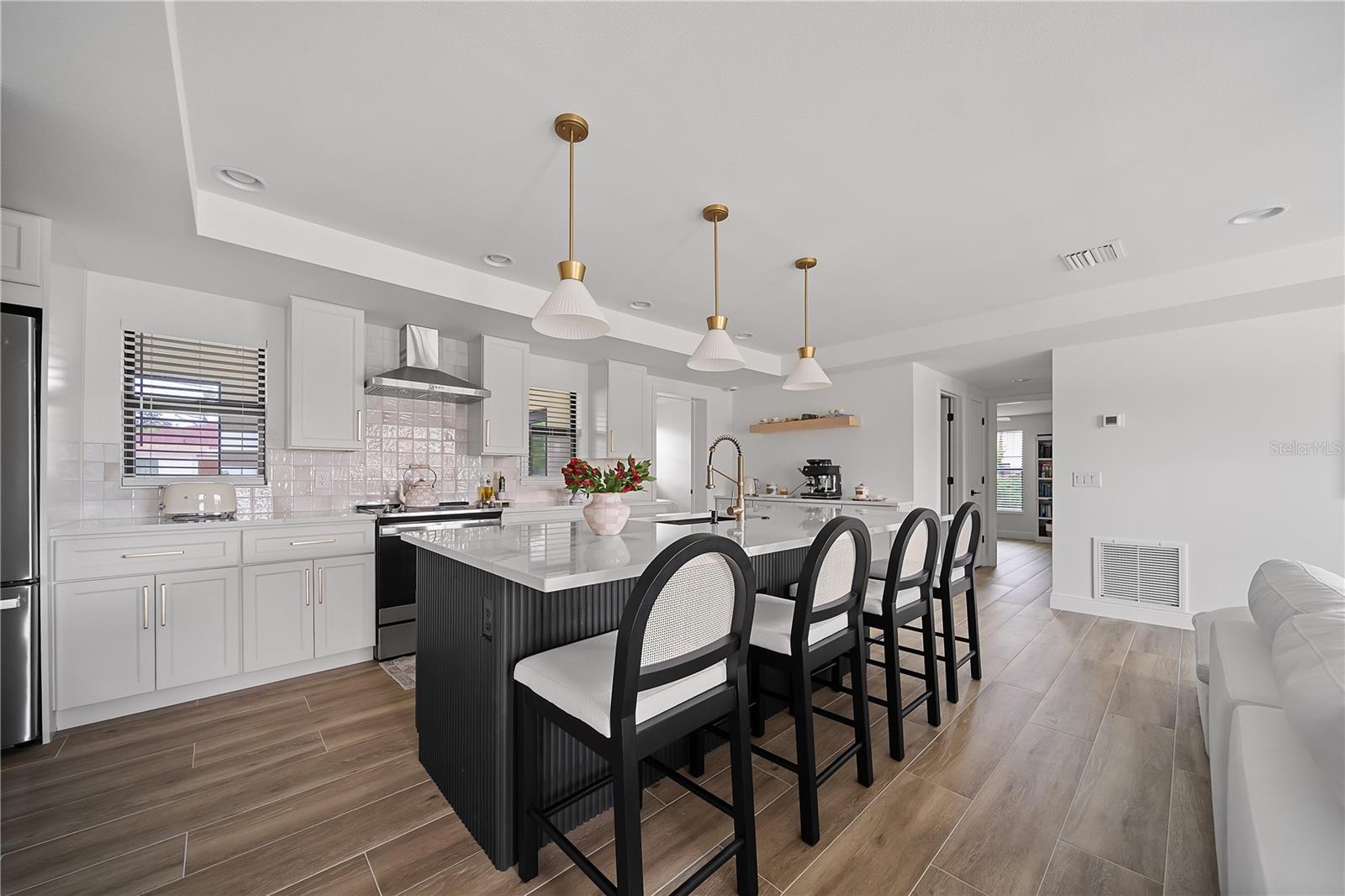 SOUTH VENICE - Residential