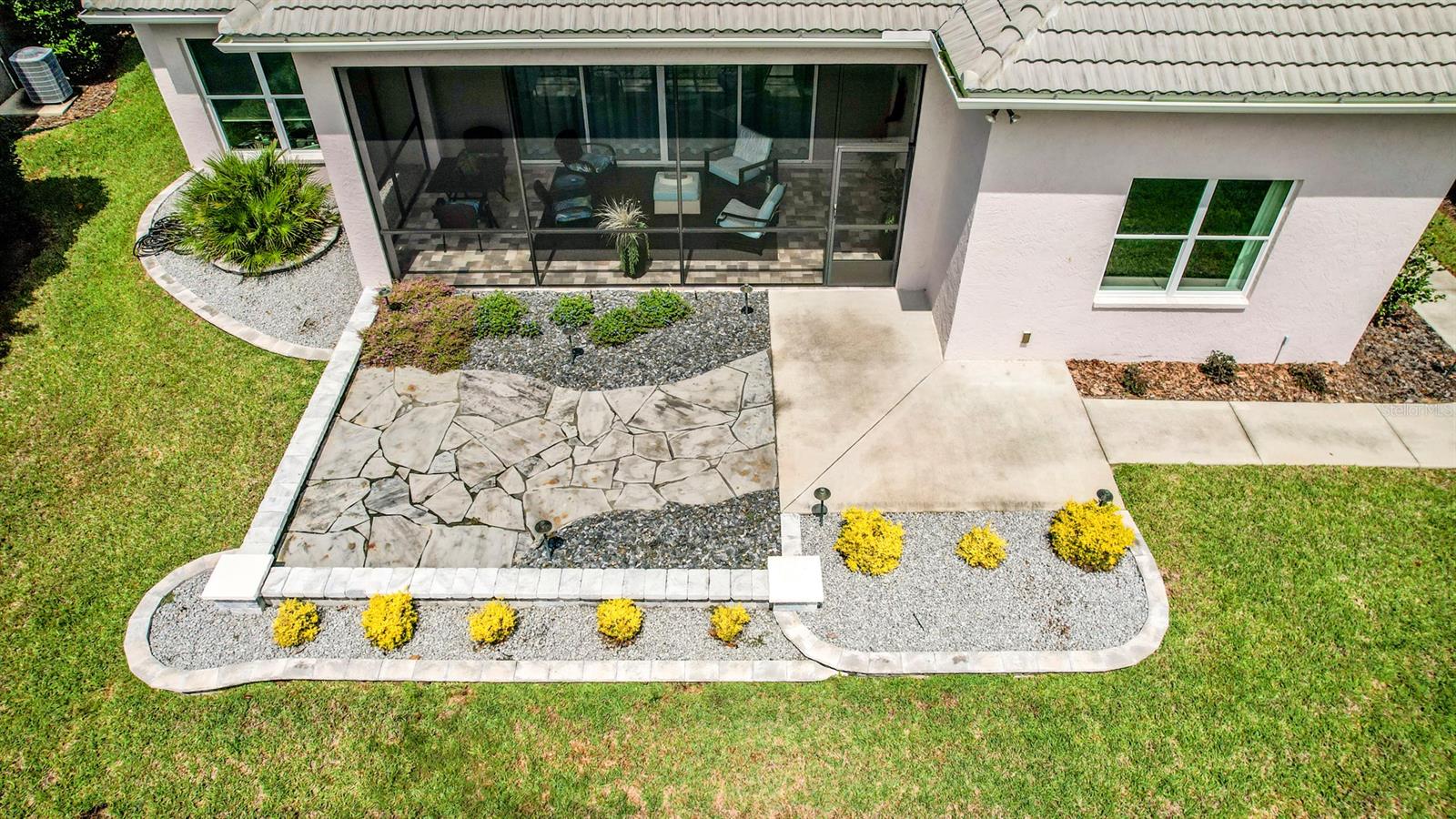 760 N HUNT CLUB DRIVE