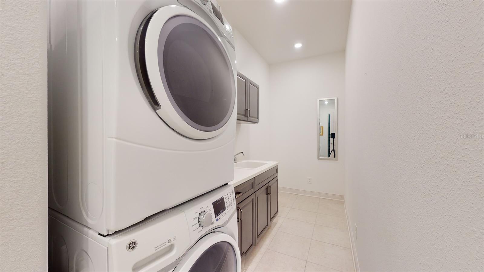 TERRA VISTA - HUNT CLUB - Residential