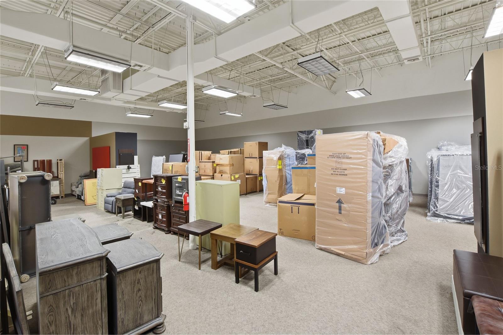 YOUNGS BARTOW PLAZA CONDO COM - Commercial Lease