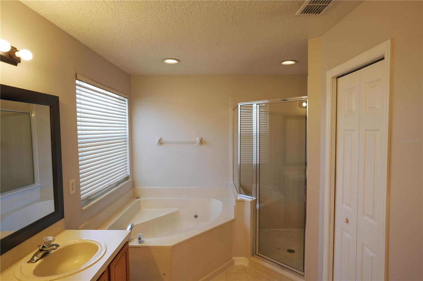 WATERFORD CHASE VILLAGE TR B & - Residential