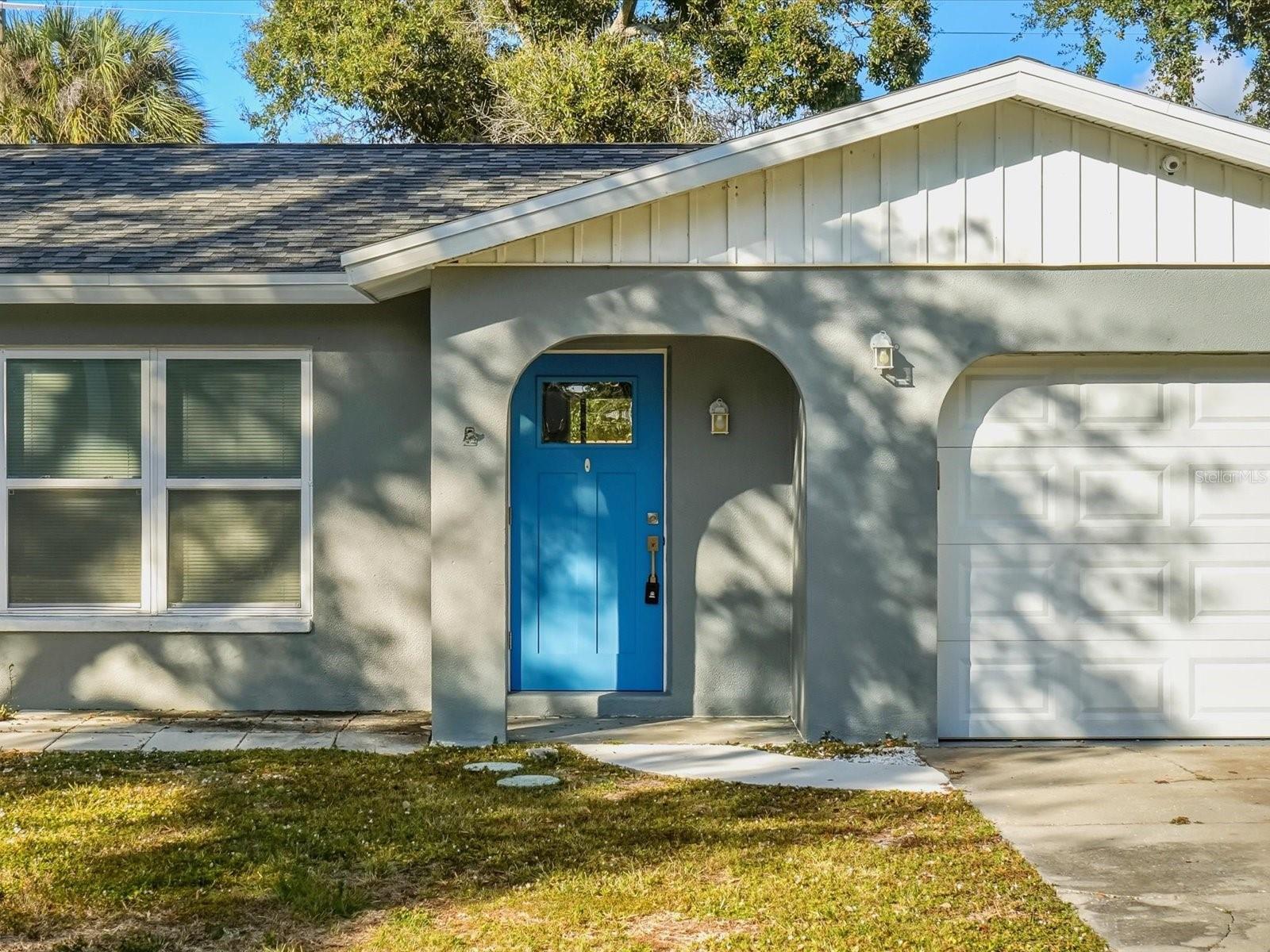 SOUTH VENICE - Residential