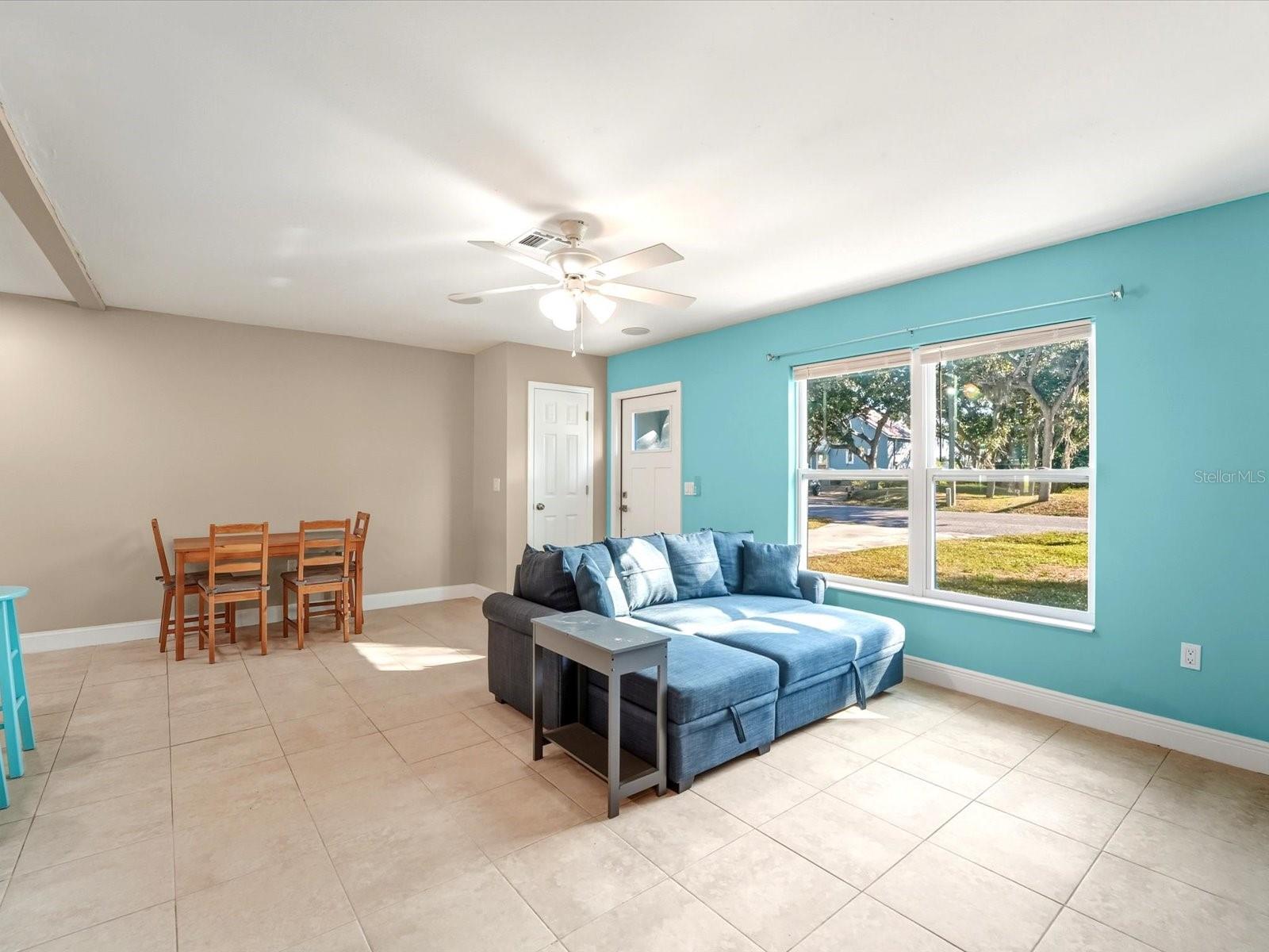 SOUTH VENICE - Residential