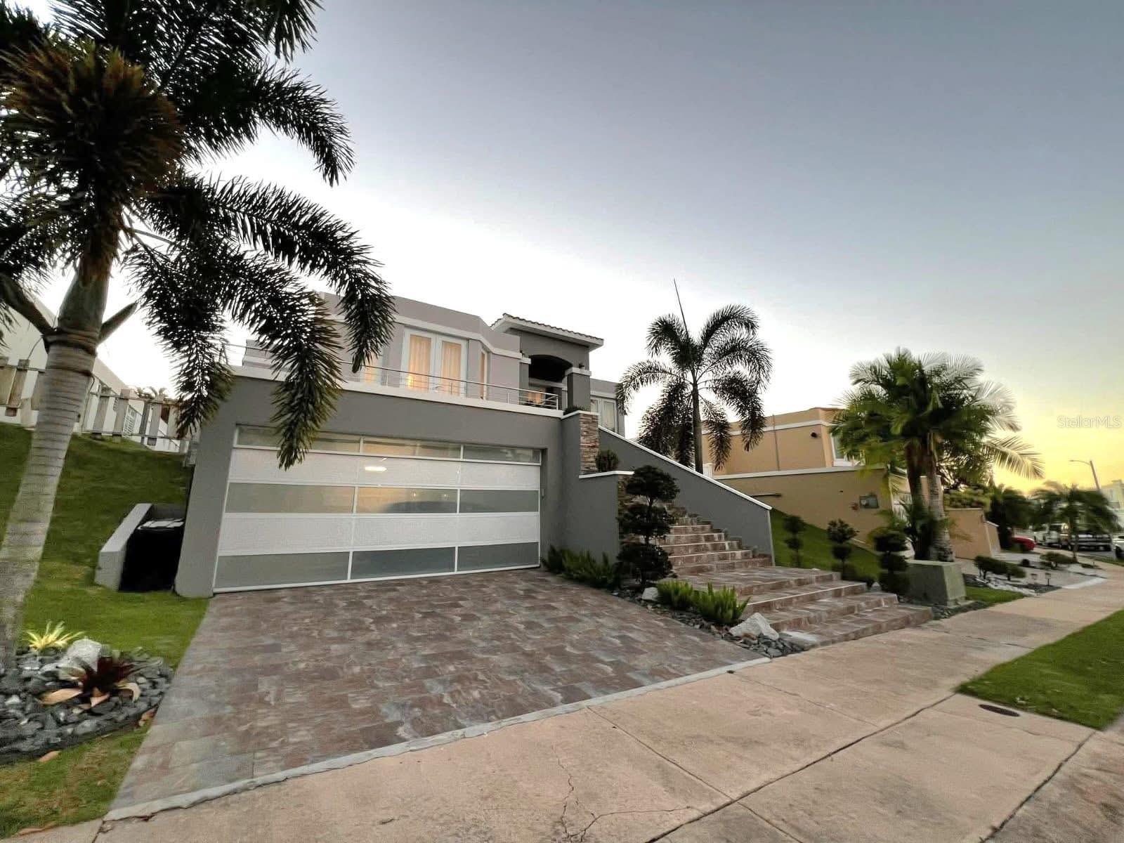 URB. PALACIO IMPERIAL - Residential