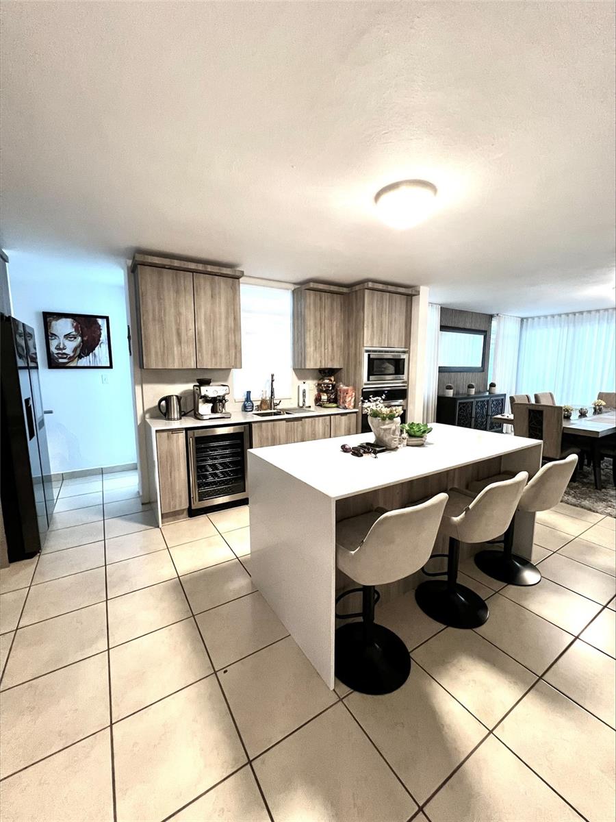 URB. PALACIO IMPERIAL - Residential