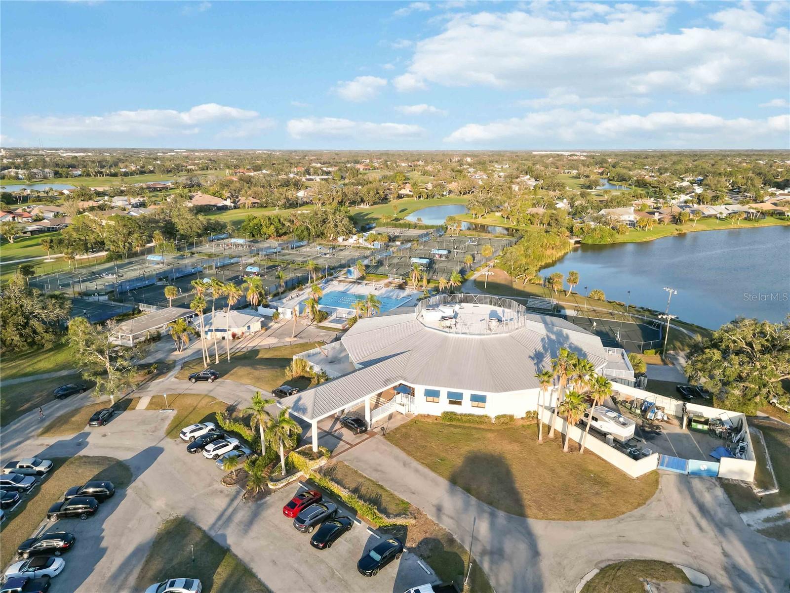 COUNTRY CLUB OF SARASOTA THE - Residential