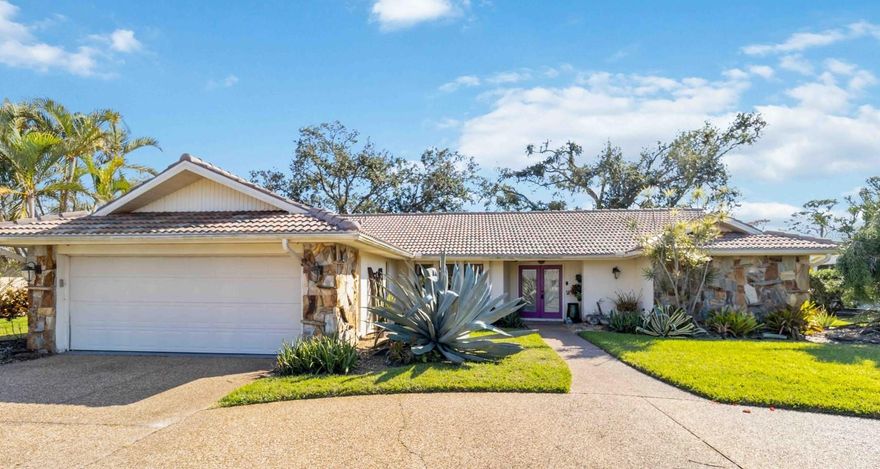 ROCK BOTTOM PRICE ON THE GOLF COURSE IN GATED COUNTY CLUB OF SARASOTA!  NOW AFFILIATED WITH SARASOTA SPORTS CLUB.  IMPROVEMENTS CURRENTLY BEING MADE AT SARASOTA SPORTS CLUB. . . . GOLF COURSE VIEWS . . . SPLIT FLOOR PLAN 3 BDRM, 2 BATHS . . .NEW ROOF... FIREPLACE . . . FLORIDA ROOM . . . SCREENED LANAI . . .ASSUMABLE VA LOAN.  Nestled in one of Sarasota's most desirable communities with 24/7 gated security, easy access to TPC Prestancia, Serendipity Tennis Club and The Legacy Trail.  This home is located at the Country Club of Sarasota situated off Beneva with easy access to Tamiami and Clark Rd.  Enjoy the scenic views and well maintained surroundings this neighborhood offers.  This home features vaulted ceilings, a cozy fireplace and abundant natural light.  The expansive Florida room overlooks the lush greens of the 2nd hole.  The kitchen was remodeled and showcases contemporary trendy features with ample cabinetry and modern appliances.  The primary suite has sliders with direct access to the Florida Room, a grand walk-in closet and large walk-in shower.  It has two vanities and a generous tub.  There are two additional bedrooms on the opposite side of the home with a double sink full bathroom.  The laundry space has a built-in double workspace for the perfect home office, large storage, additional refrigerator offering an impressive space.  The large outdoor screened lanai invites you to soak up the sun and the golf course backdrop.  The oversized lot offers privacy and the location is minutes from Siesta Key Beach, shopping, dining and entertainment.  What more could you want?  Call today for your tour, this one will go fast. All information provided by the sellers is deemed reliable but is not guaranteed.  Buyers are encouraged to verify all information independently.