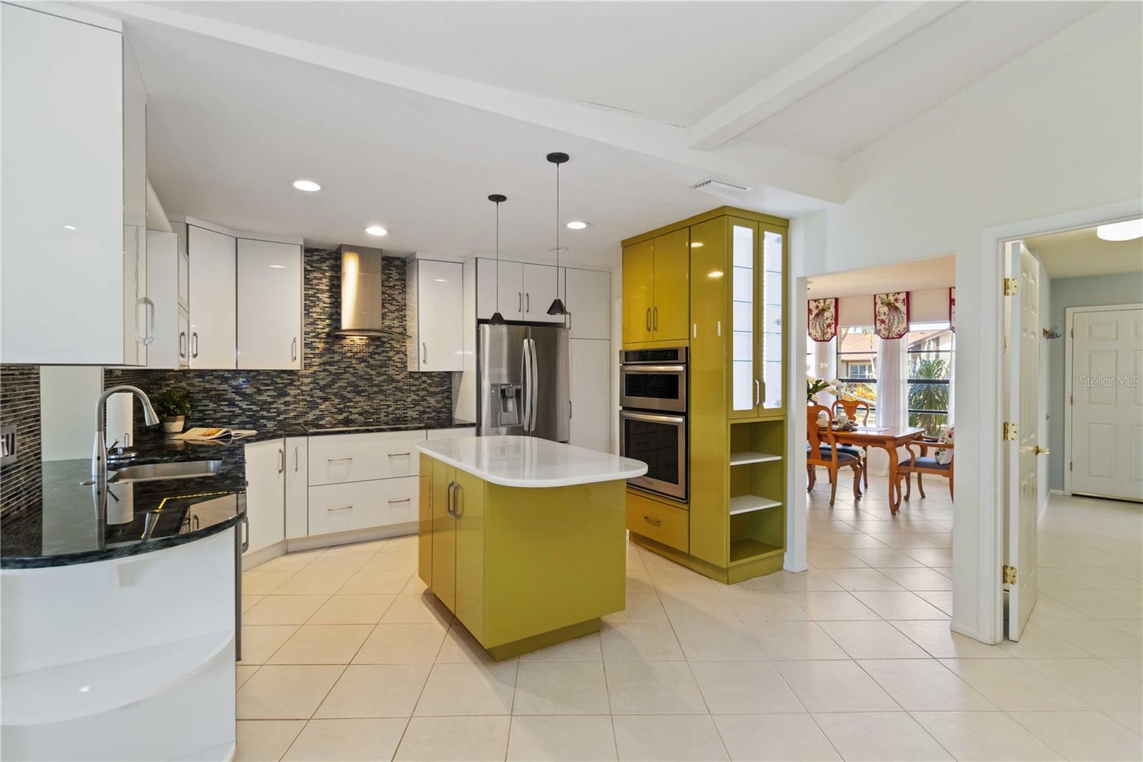 COUNTRY CLUB OF SARASOTA THE - Residential