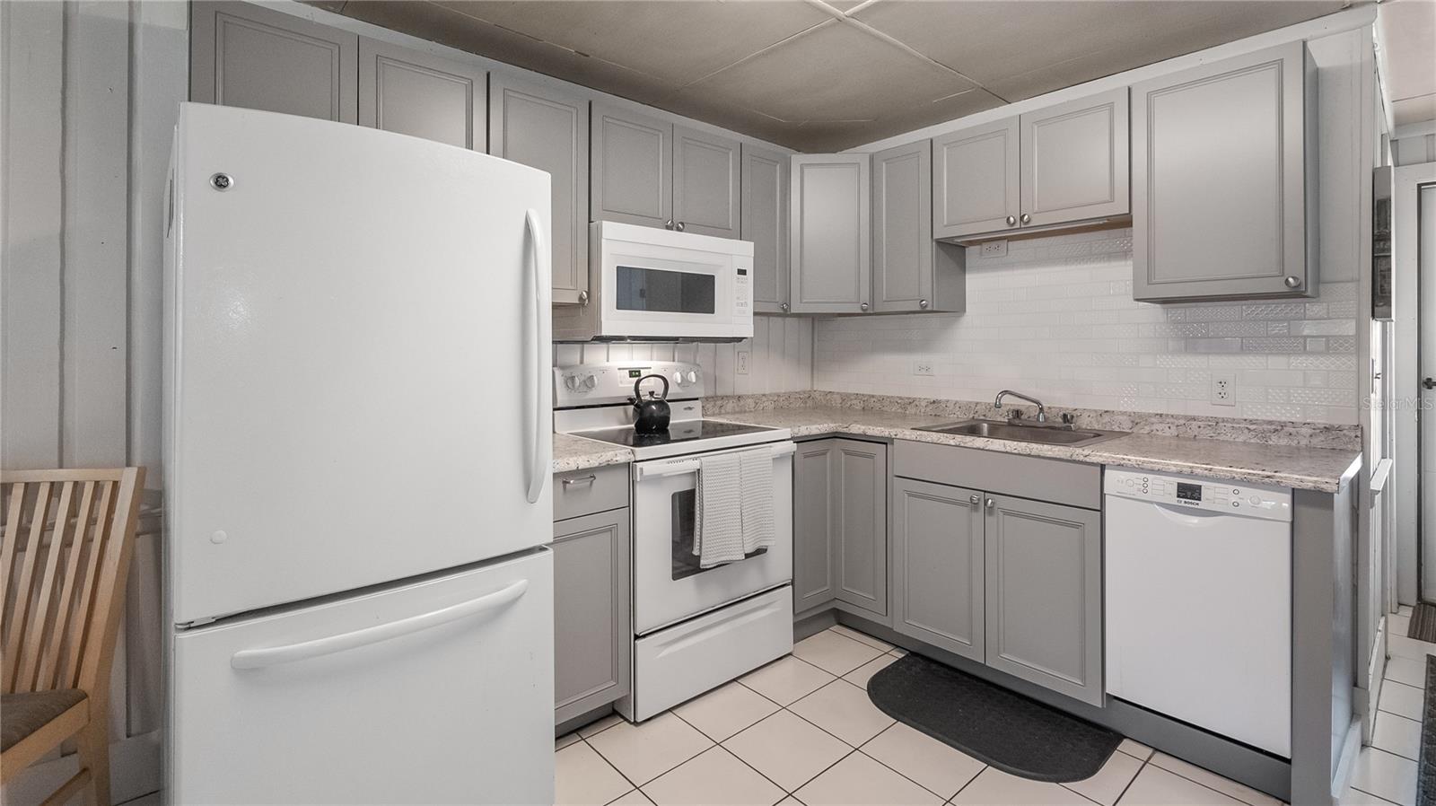 VACATION VILLAGE CONDO - Residential