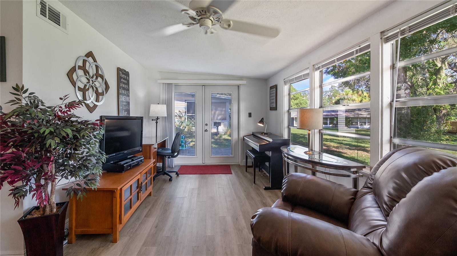 VACATION VILLAGE CONDO - Residential