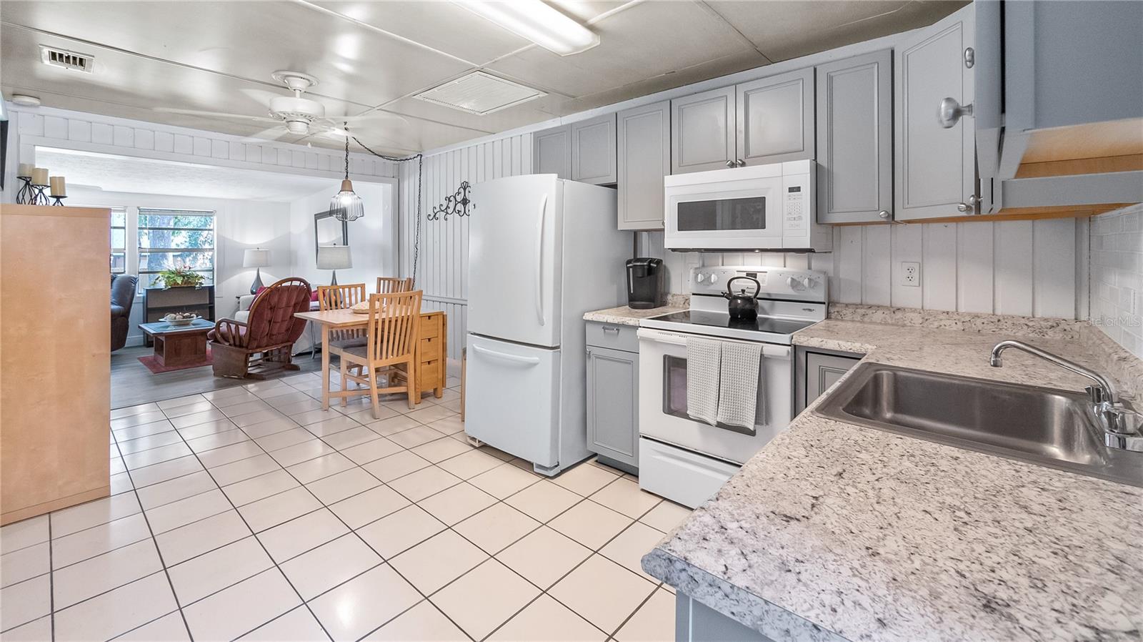 VACATION VILLAGE CONDO - Residential