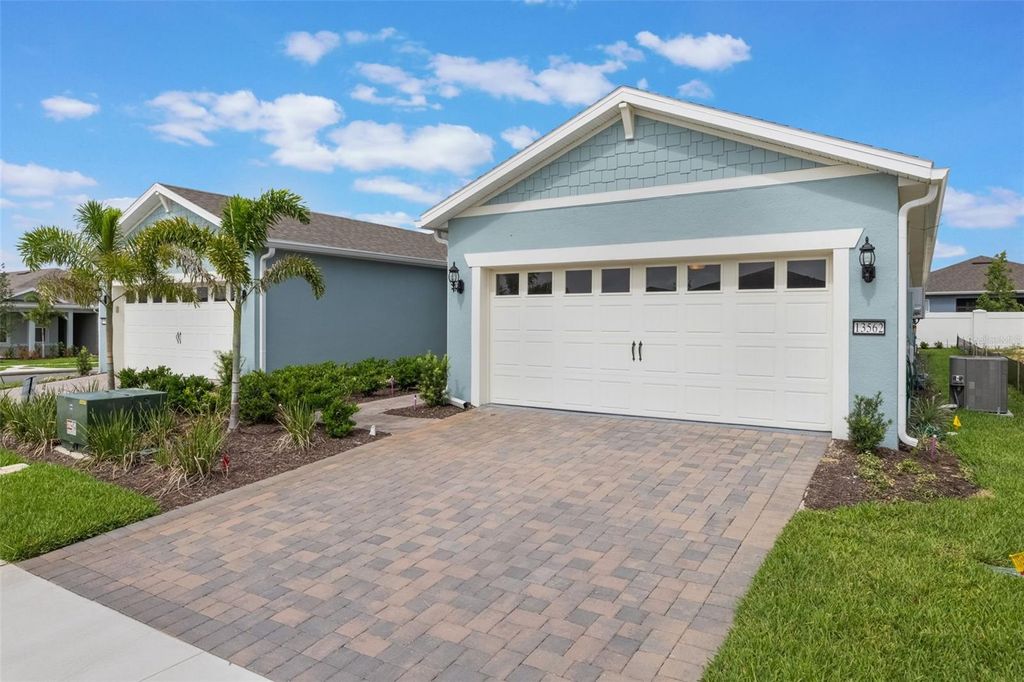 Photo of 13562 Pearl Beach Street, Winter Garden, FL 34787 (MLS # O6362827)