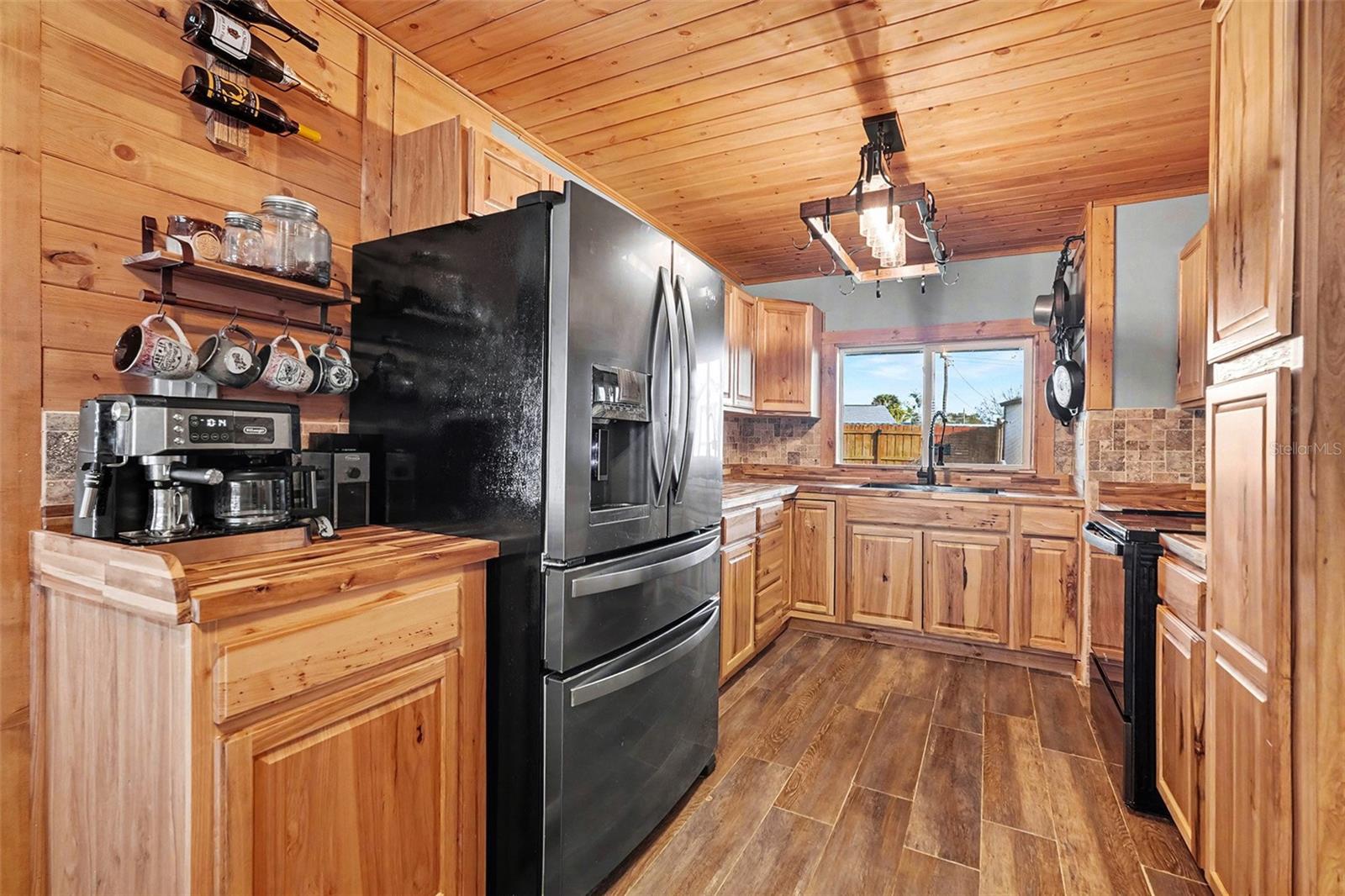 APOLLO BEACH UNIT ONE PT ONE - Residential