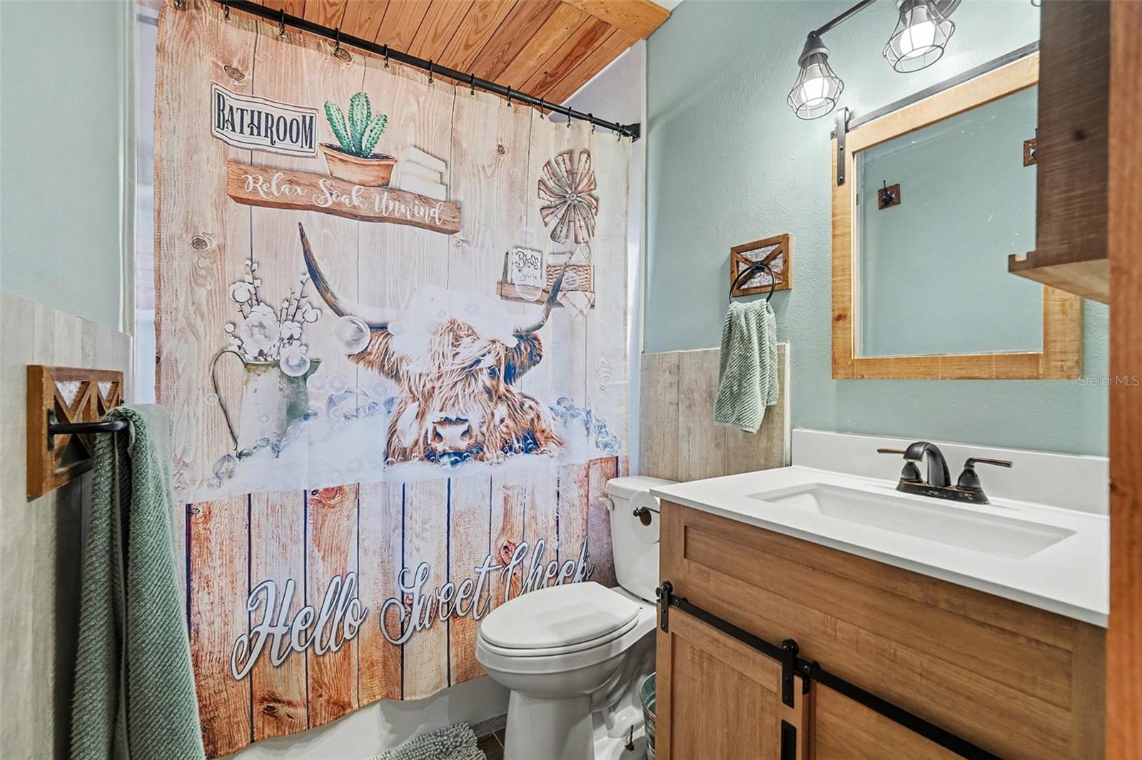 APOLLO BEACH UNIT ONE PT ONE - Residential