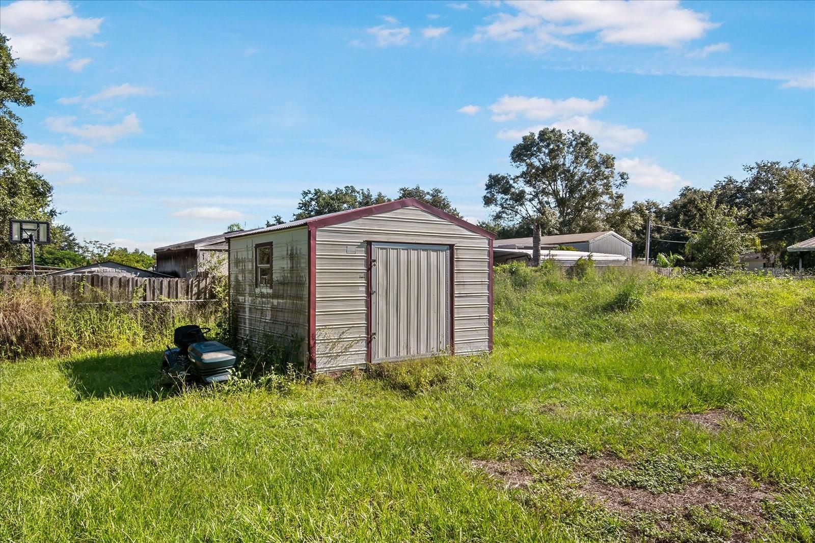 PINEVIEW ESTATES - Residential