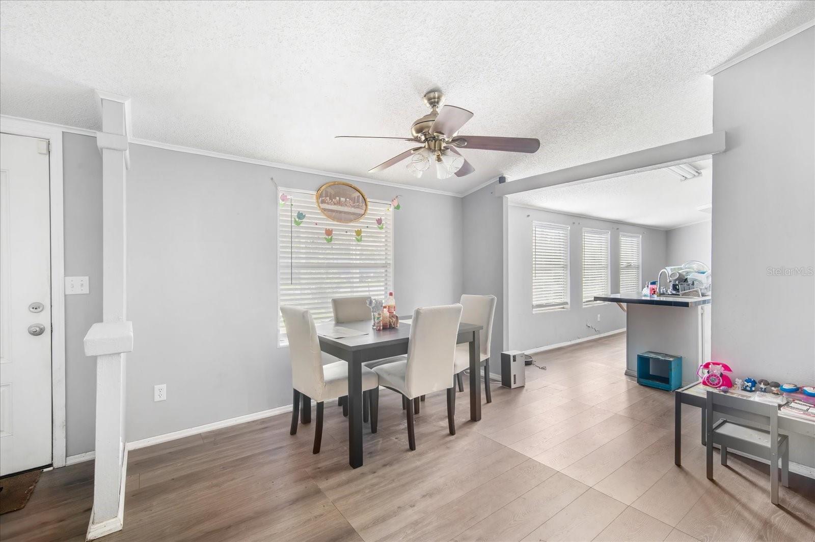 PINEVIEW ESTATES - Residential