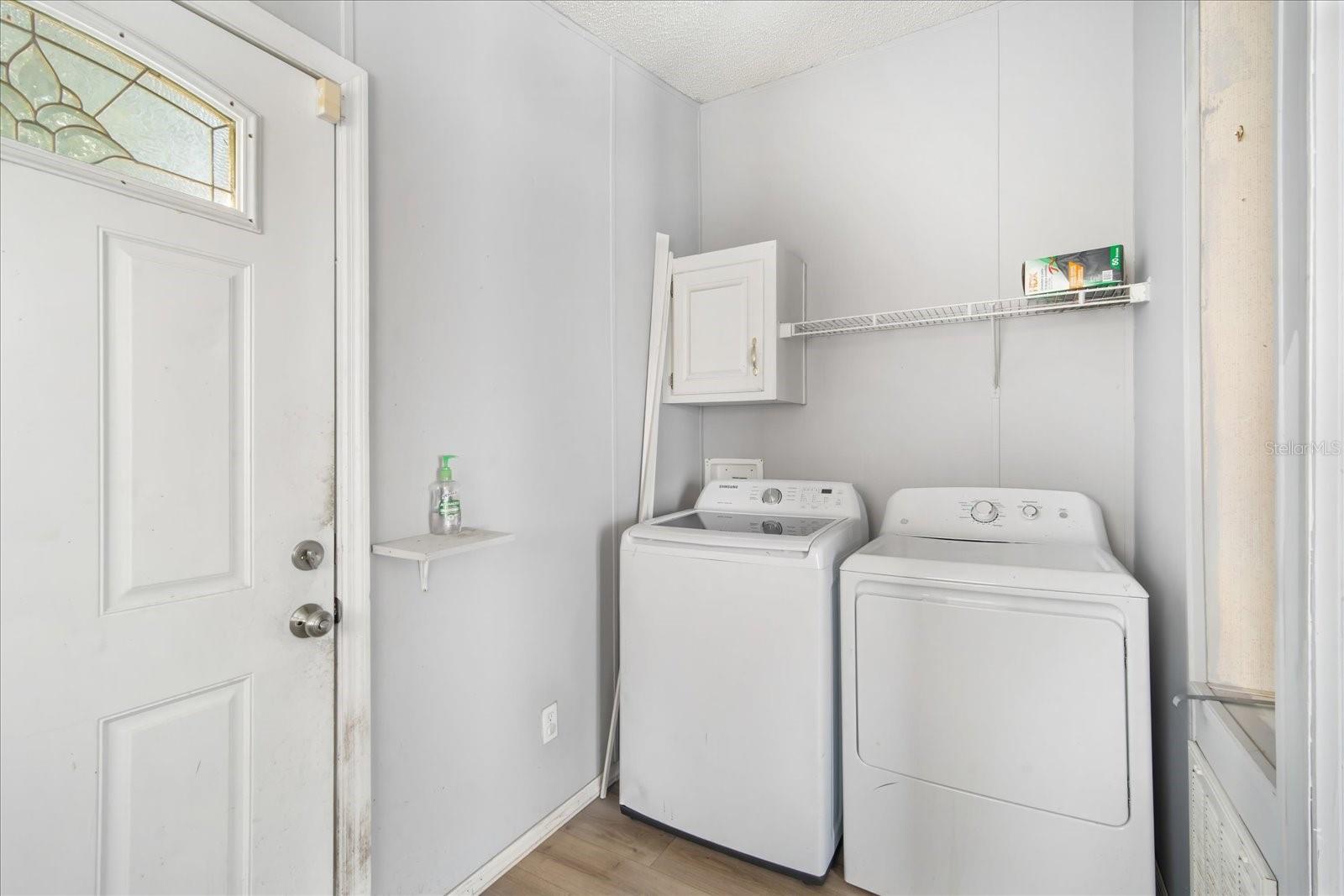 PINEVIEW ESTATES - Residential