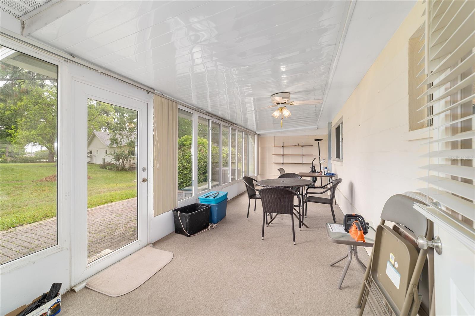 ON TOP OF THE WORLD - Residential