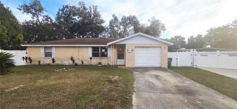 5624 MCCOY COURT ZEPHYRHILLS FL 33542