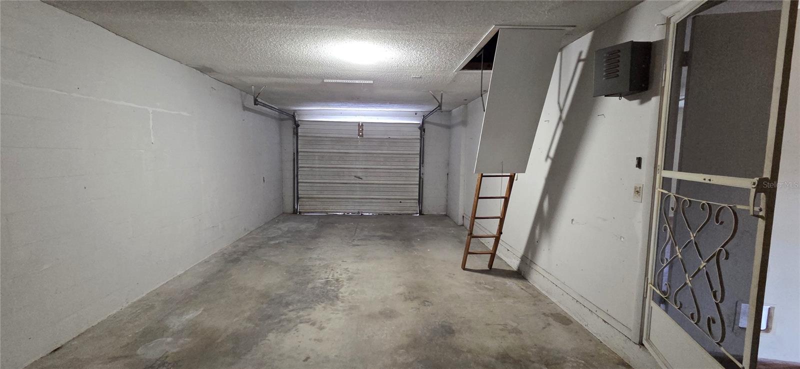 SUNSET ESTATES #2 - Residential